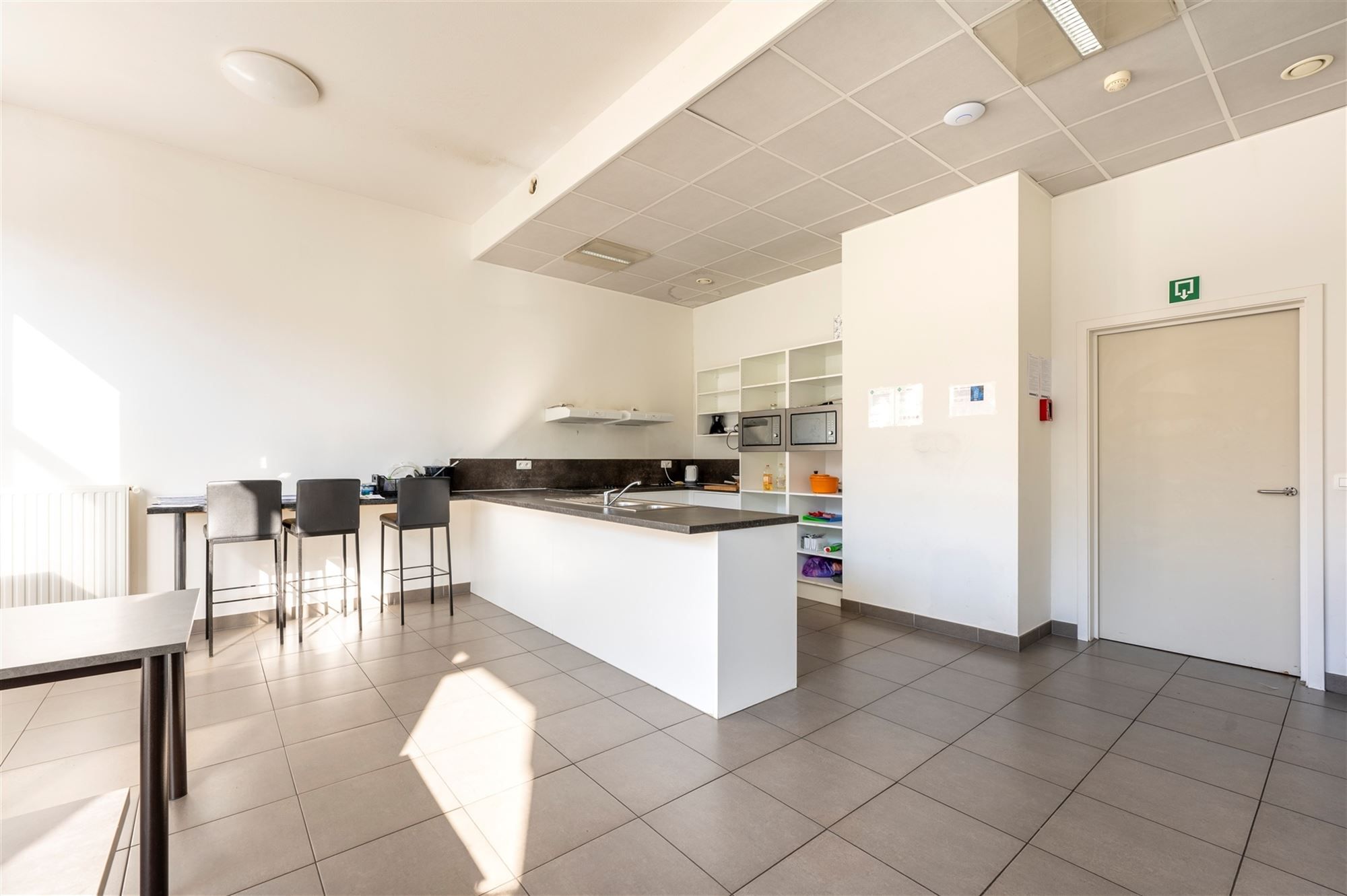 Moderne studentenkamer vlak aan AP Hogeschool foto 5
