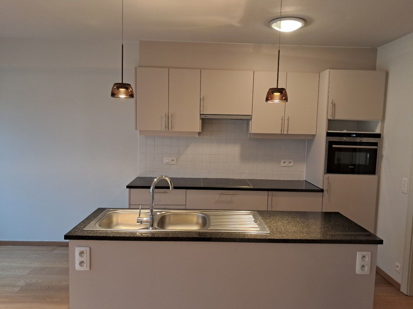 Gezellig appartement te Sijsele! foto 4