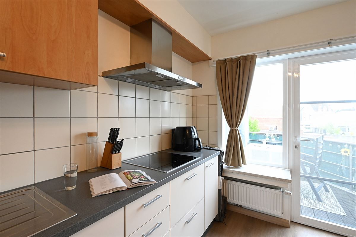 ruim en lichtrijk appartement nabij het centrum van Duffel foto 9