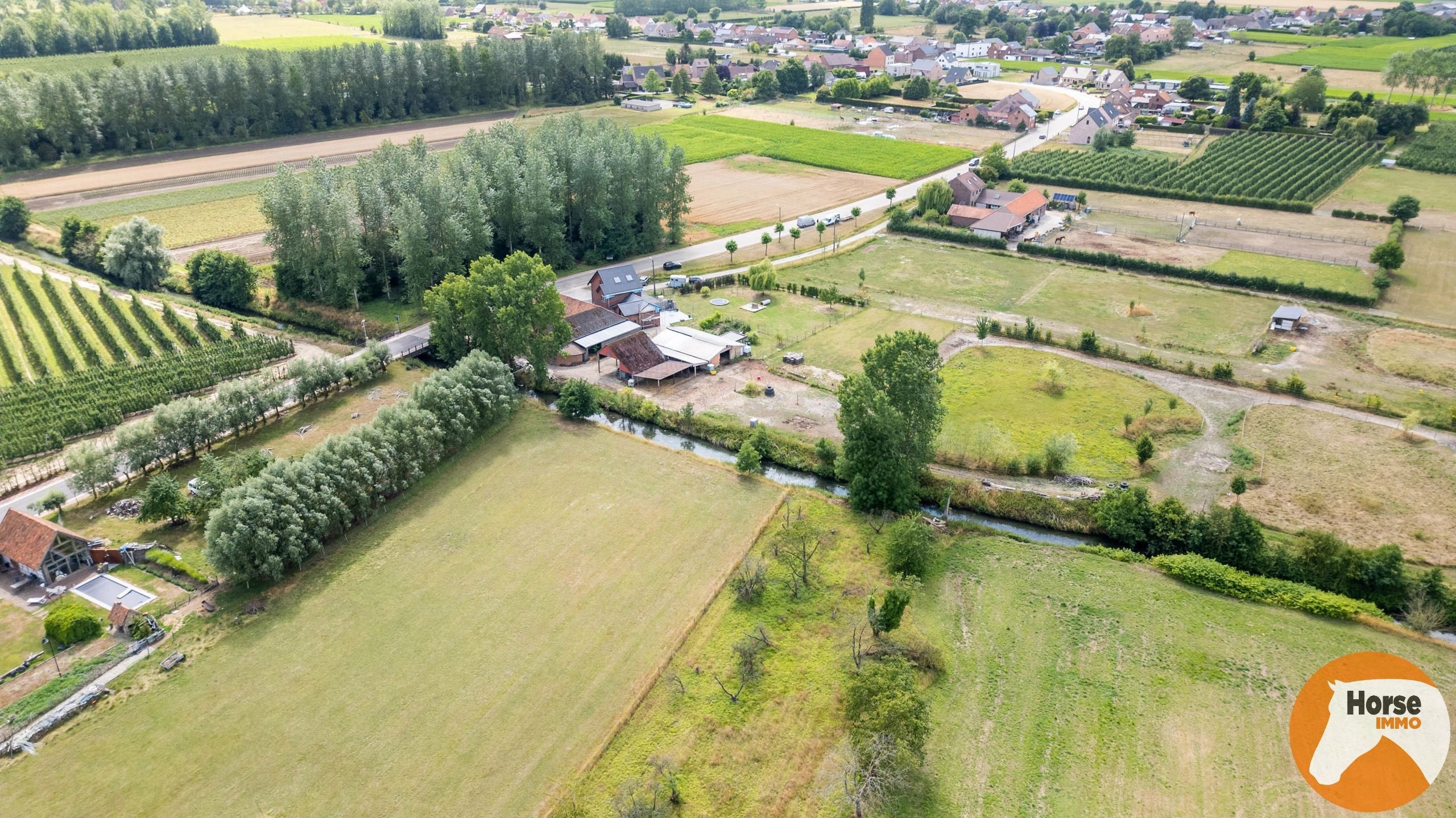 GEETBETS - Gerenoveerde woning met paardenfaciliteiten foto 34