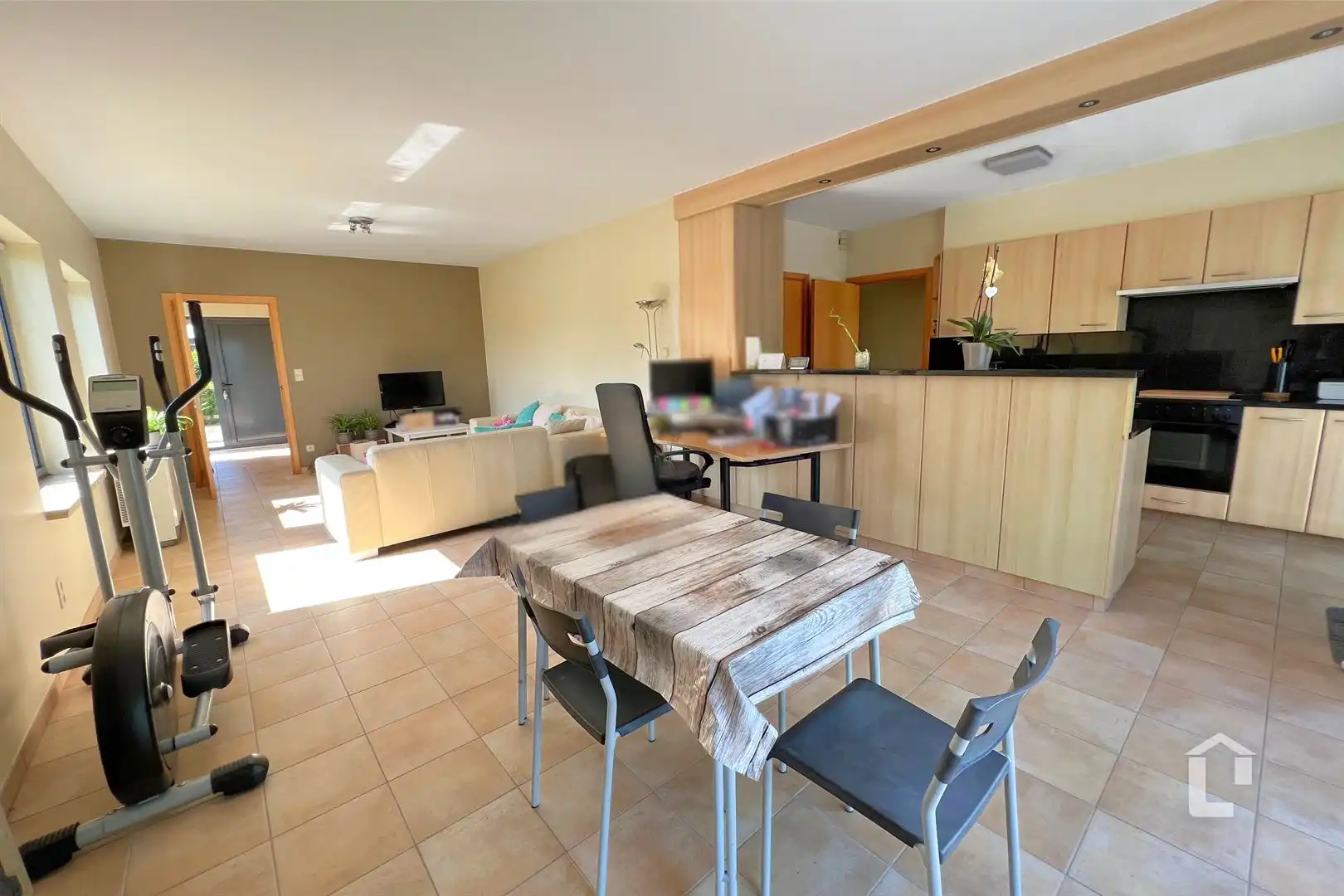 Investeringspand bestaand uit 2 ruime instapklare appartementen foto 19