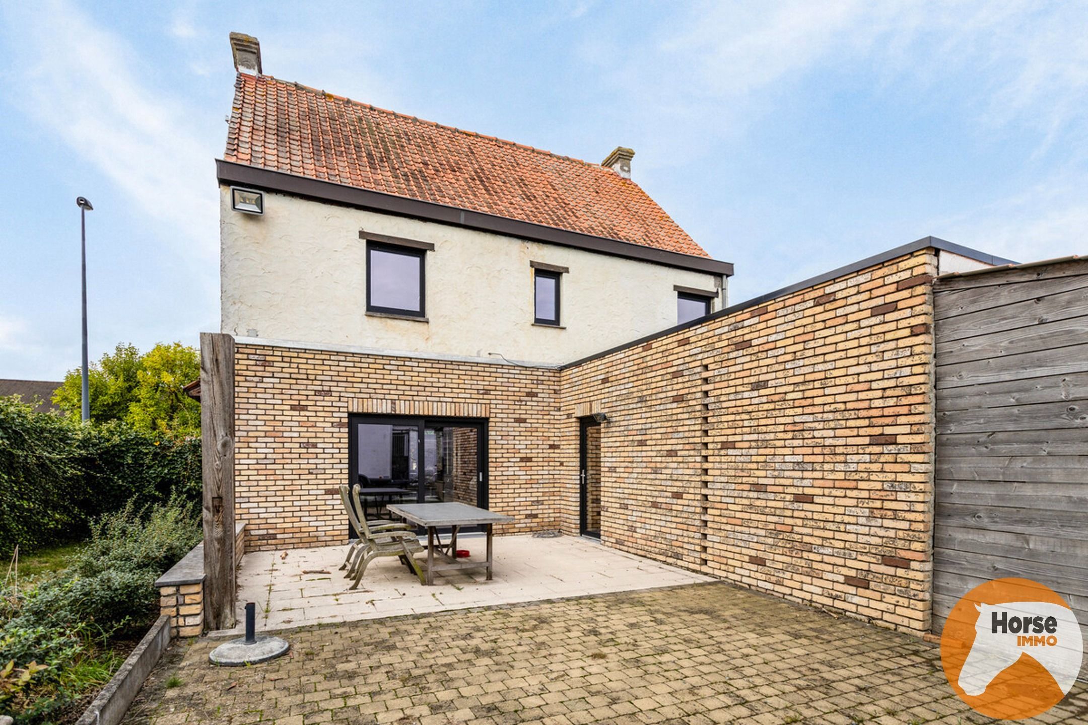 MASSEMEN - Landelijke woning met magazijn/ paardenstal foto 19