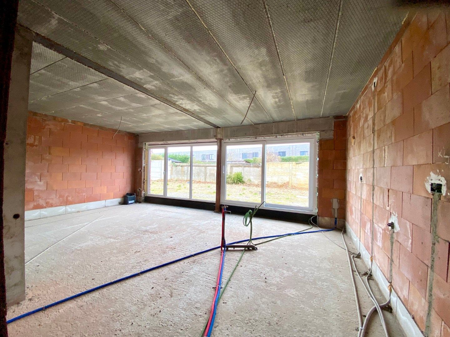 Ruime nieuwbouwwoning met tuin, terras, garage en 4 slaapkamers in Avelgem, foto 2