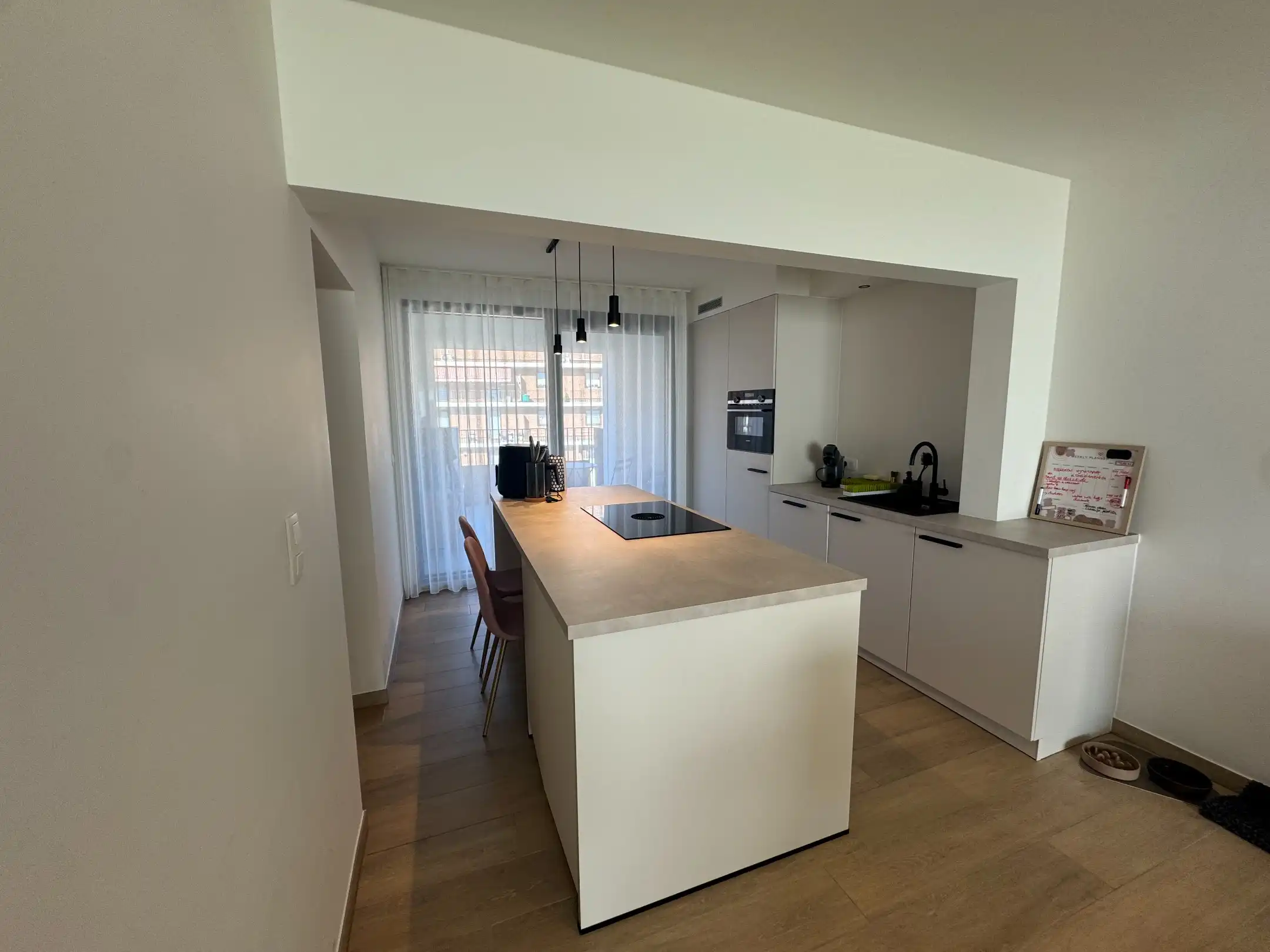 Prachtig gerenoveerd appartement in het centrum van Genk foto 4