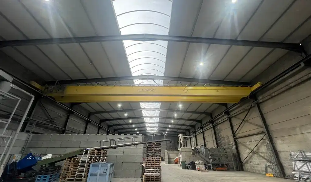 Loods met verharde buitenruimte te huur in Waregem foto 7