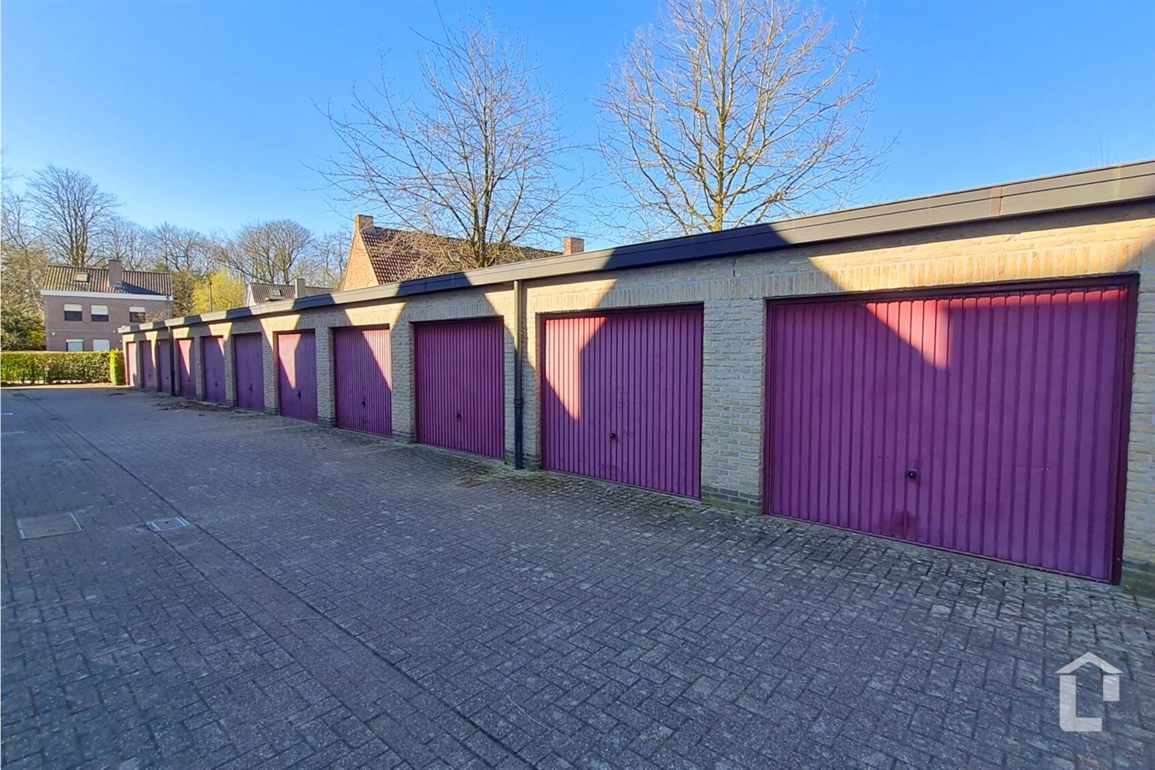 Centraal gelegen appartement met 2 slaapkamers foto 11