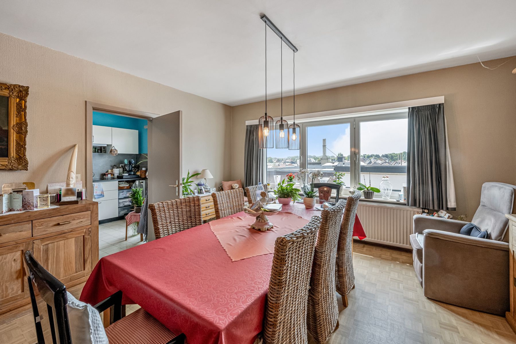 Opbrengsteigendom met 3 appartementen + handelsruimte foto 5