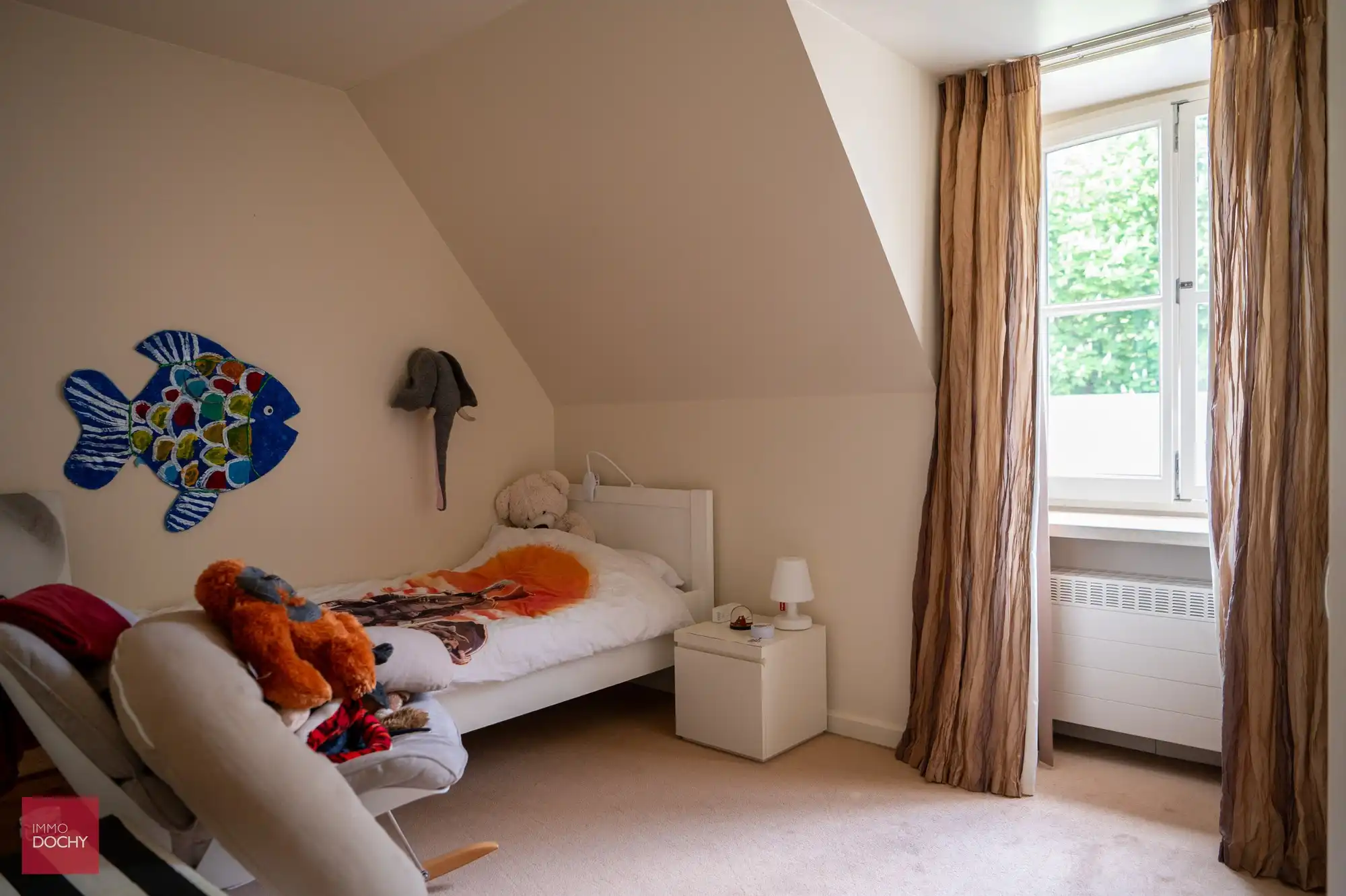 Centraal gelegen recente LUXE - VILLA met praktijkruimte in groene omgeving | Hernieuwenstraat foto 15