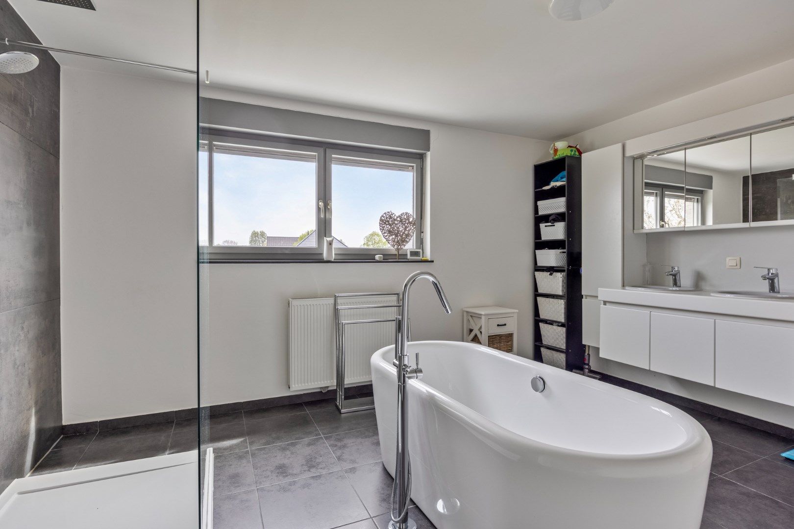 Recente woning met 4 slaapkamers op een perceel van 624 m² !  foto 18