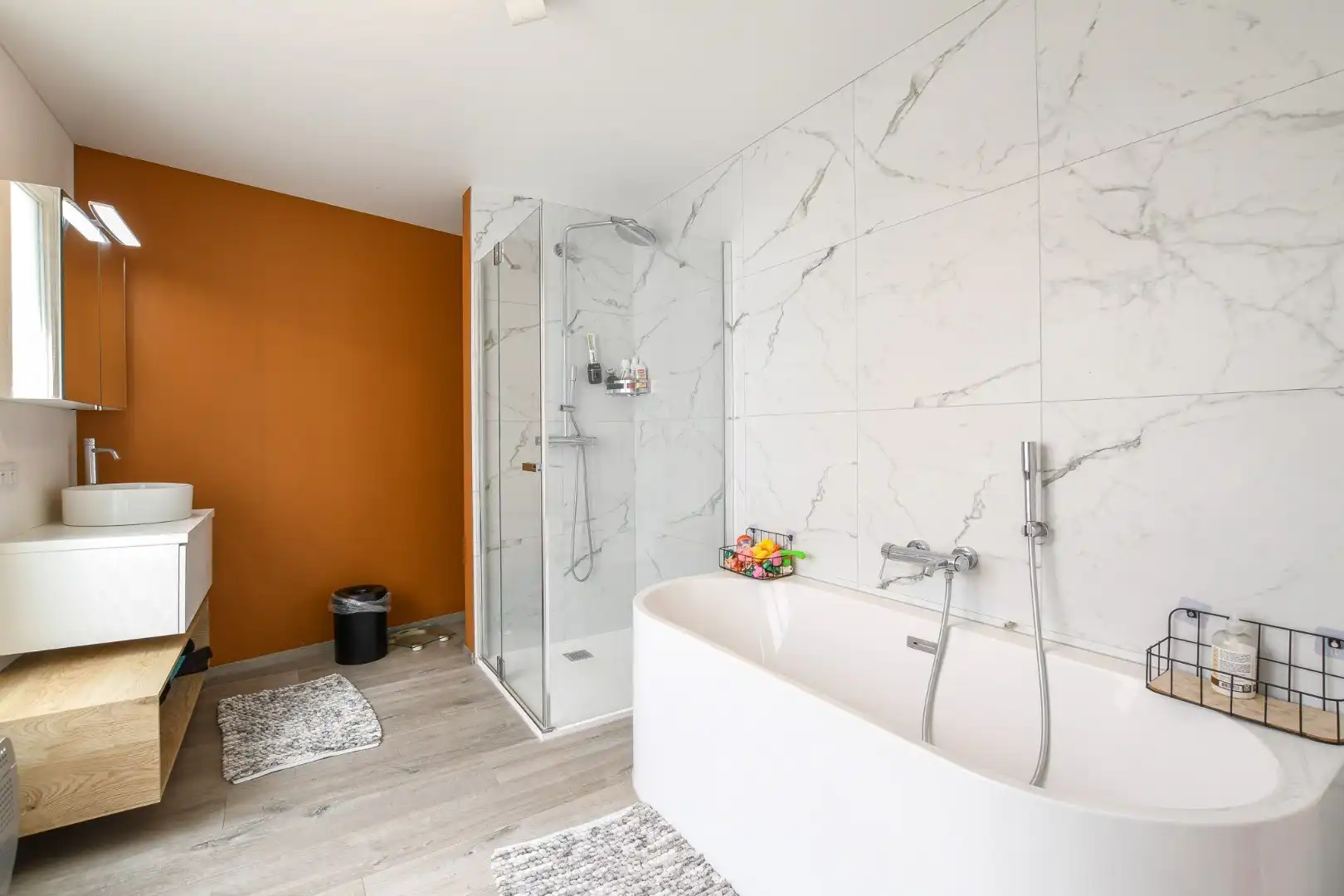 Ruime woning op 50 meter van de zee in Blankenberge foto 13