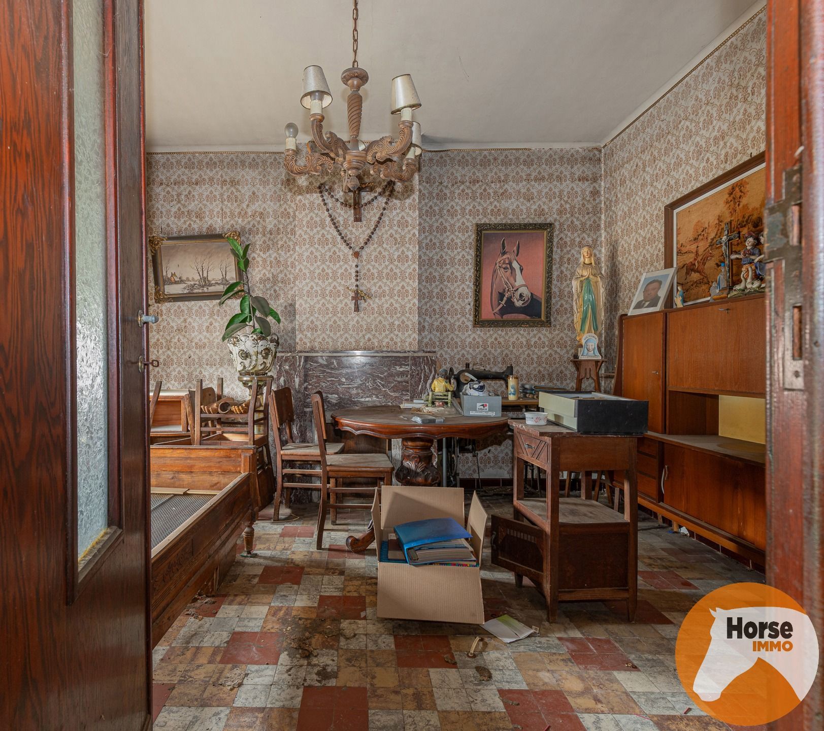 HAALTERT-  Renovatieproject met veel potentieel op 43a 84ca! foto 6