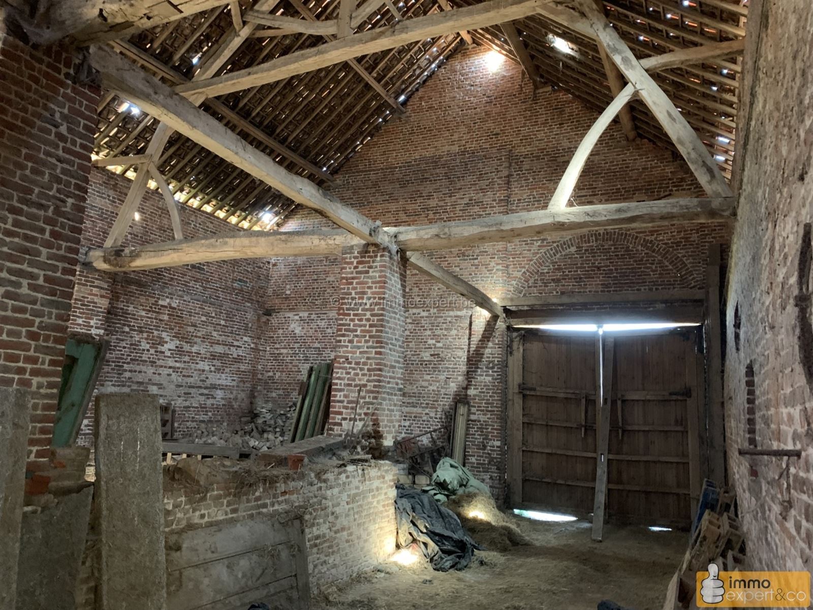 Pajottegem: Unieke hoeve met bijgebouwen en tuin foto 12