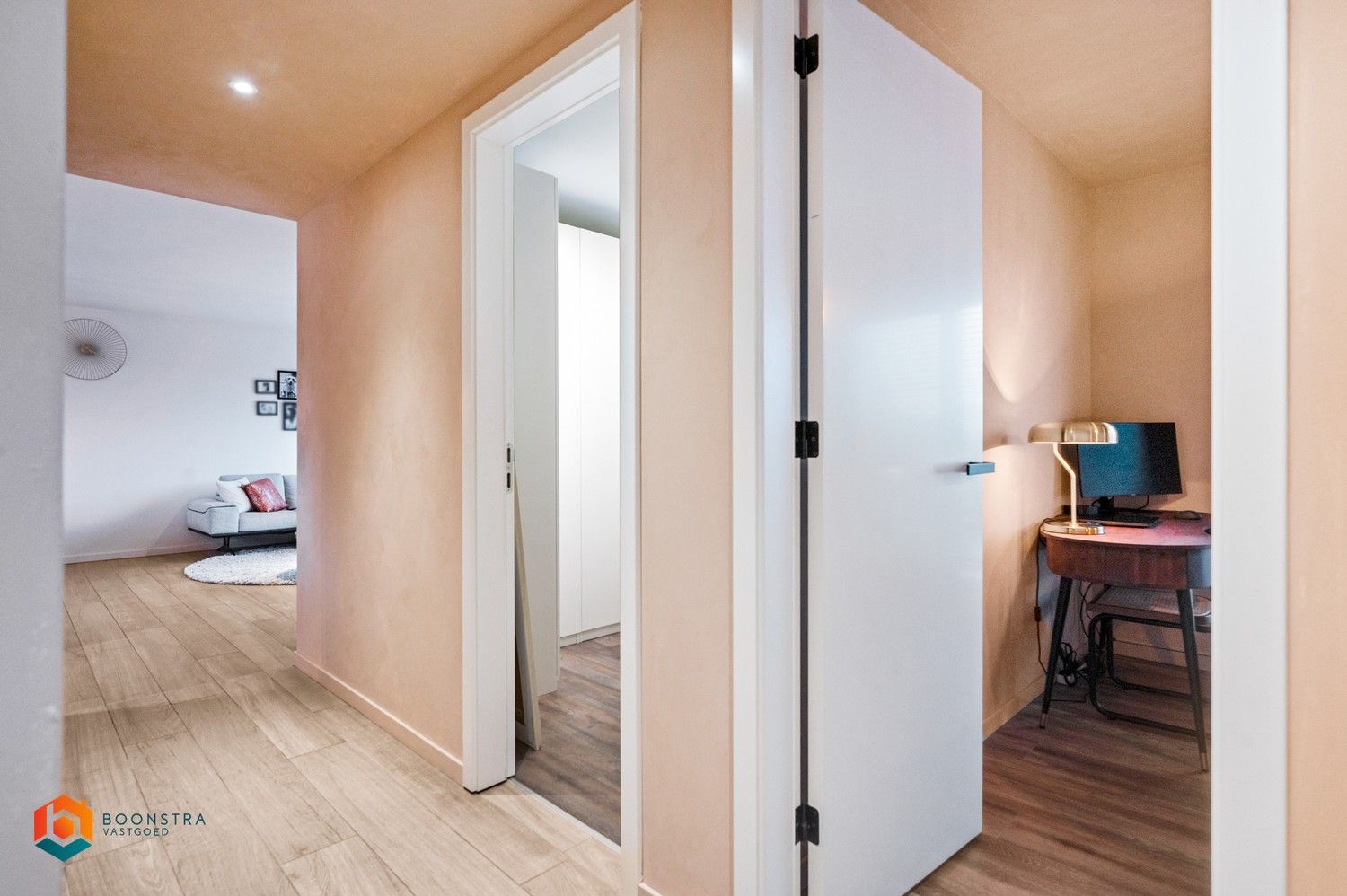 Energiezuinig appartement met 2 slpkrs, terras en autostaanplaats te Putte foto 6