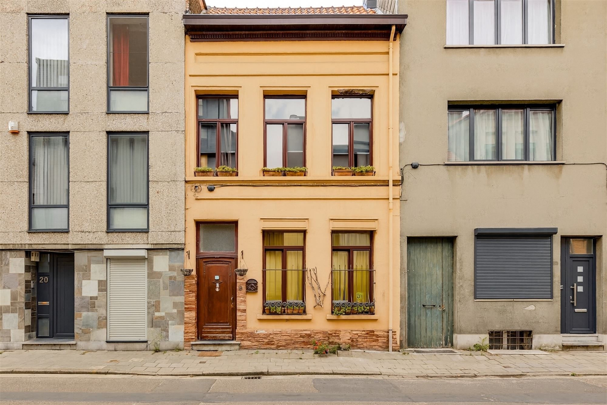 ()=>{if(producerUpdateValueVersion(node),producerAccessed(node),node.value===ERRORED)throw node.error;return node.value} Pollepelstraat 18 - 2060 ANTWERPEN