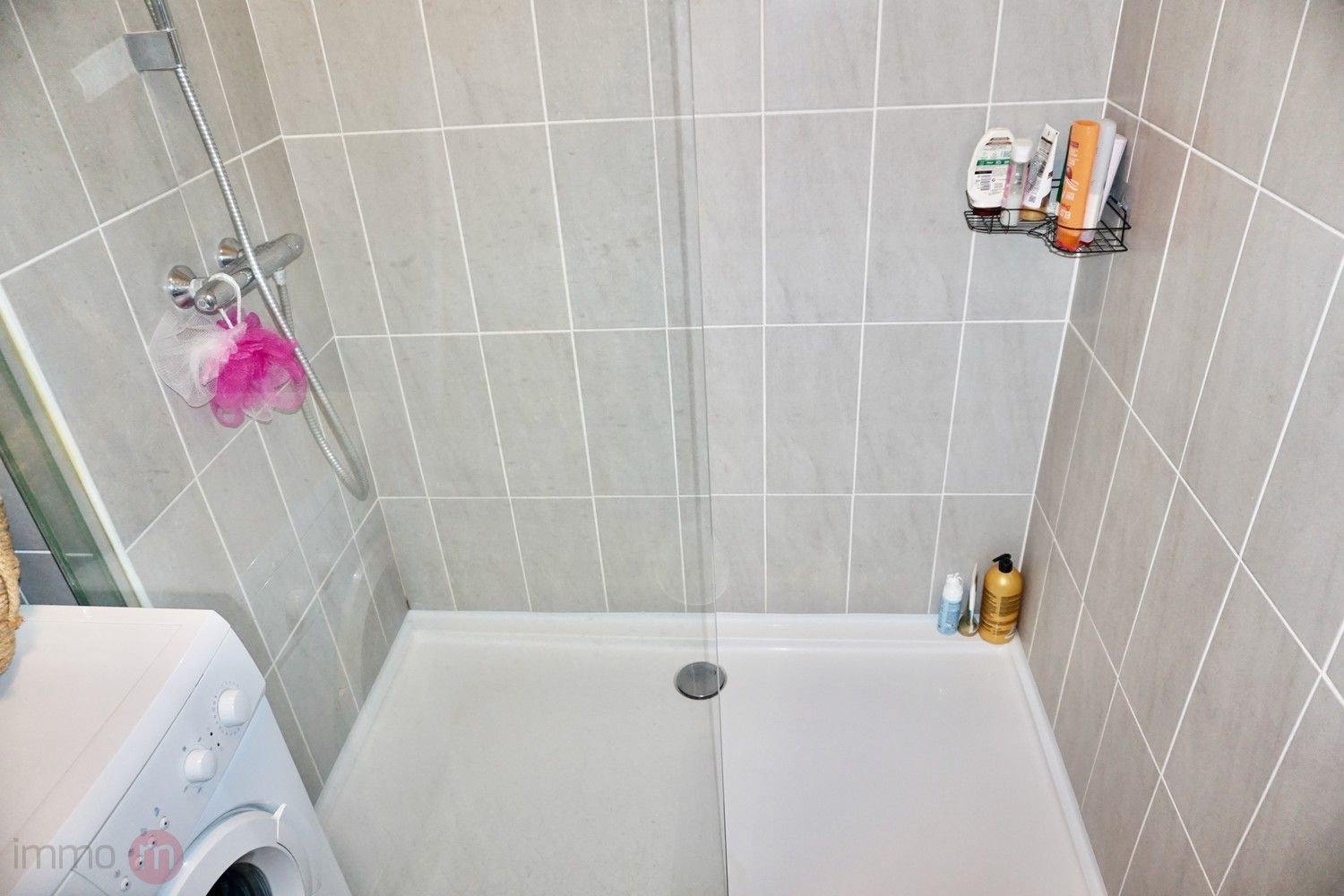 Centraal maar rustig gelegen appartement met drie slaapkamers foto 19