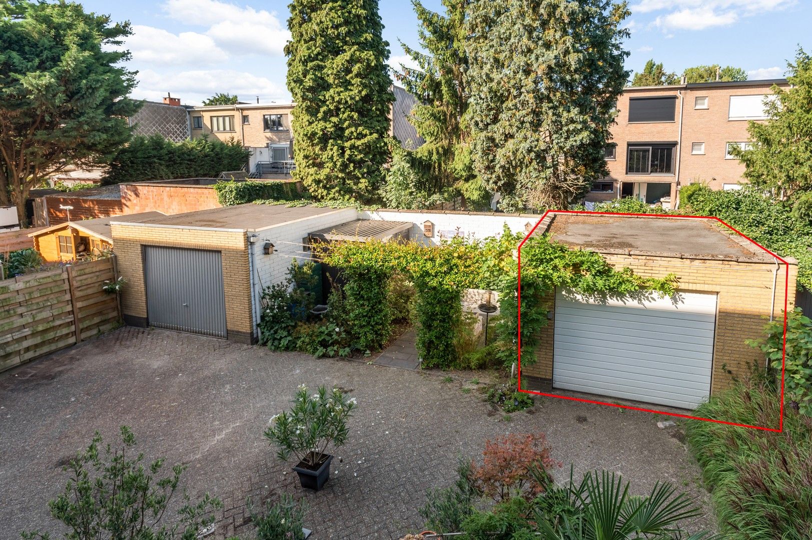 Goed onderhouden app. met zonnig terras in rustige straat foto 17