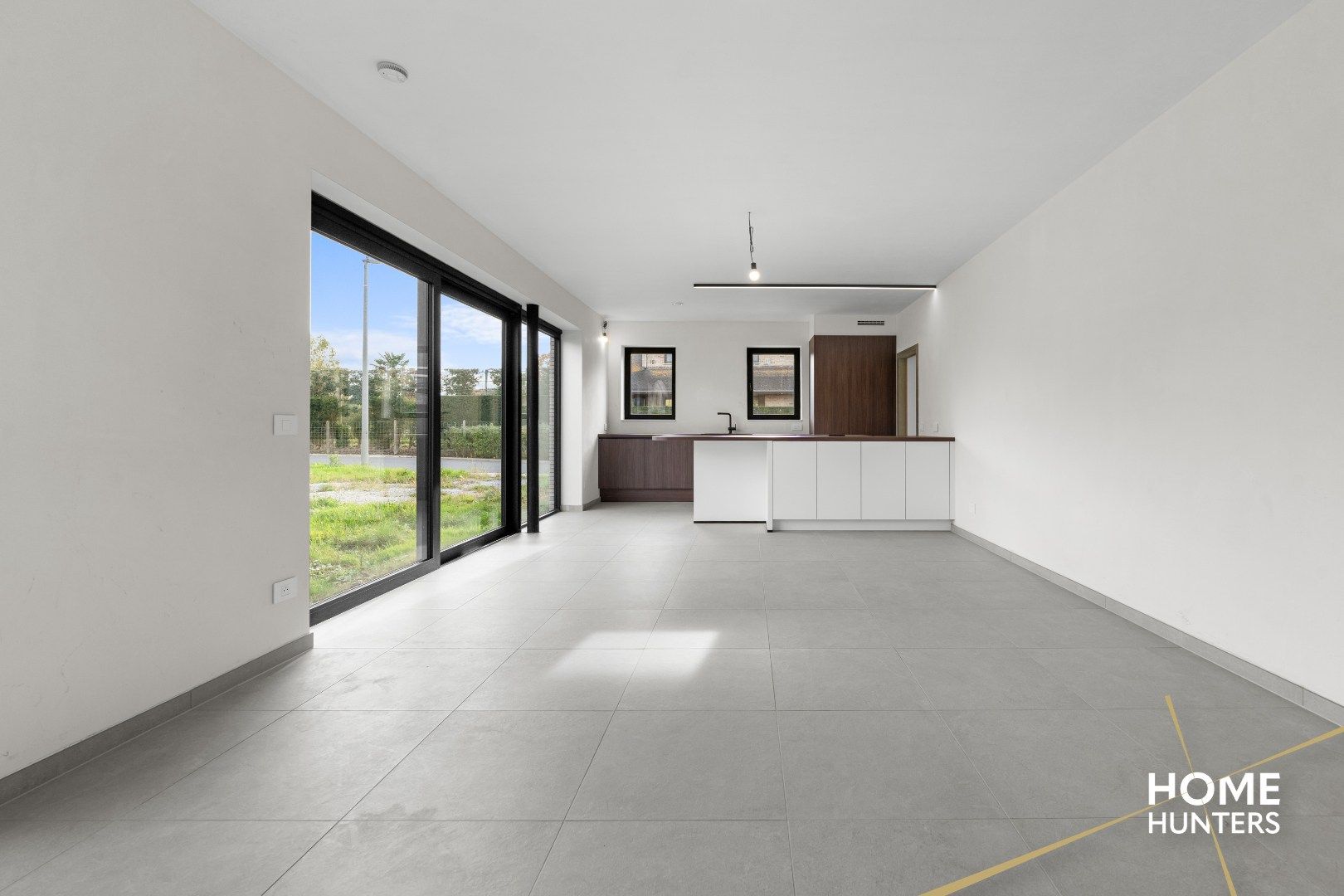 Luxueus afgewerkte nieuwbouwwoning te Vlamertinge  foto 4