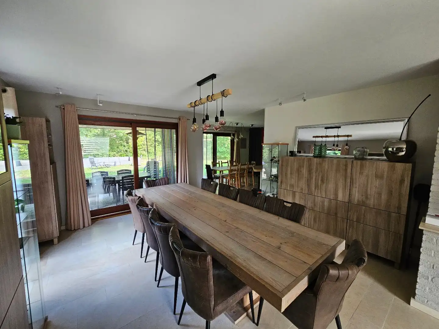 Villa met 4 slaapkamers in groene omgeving. foto 5