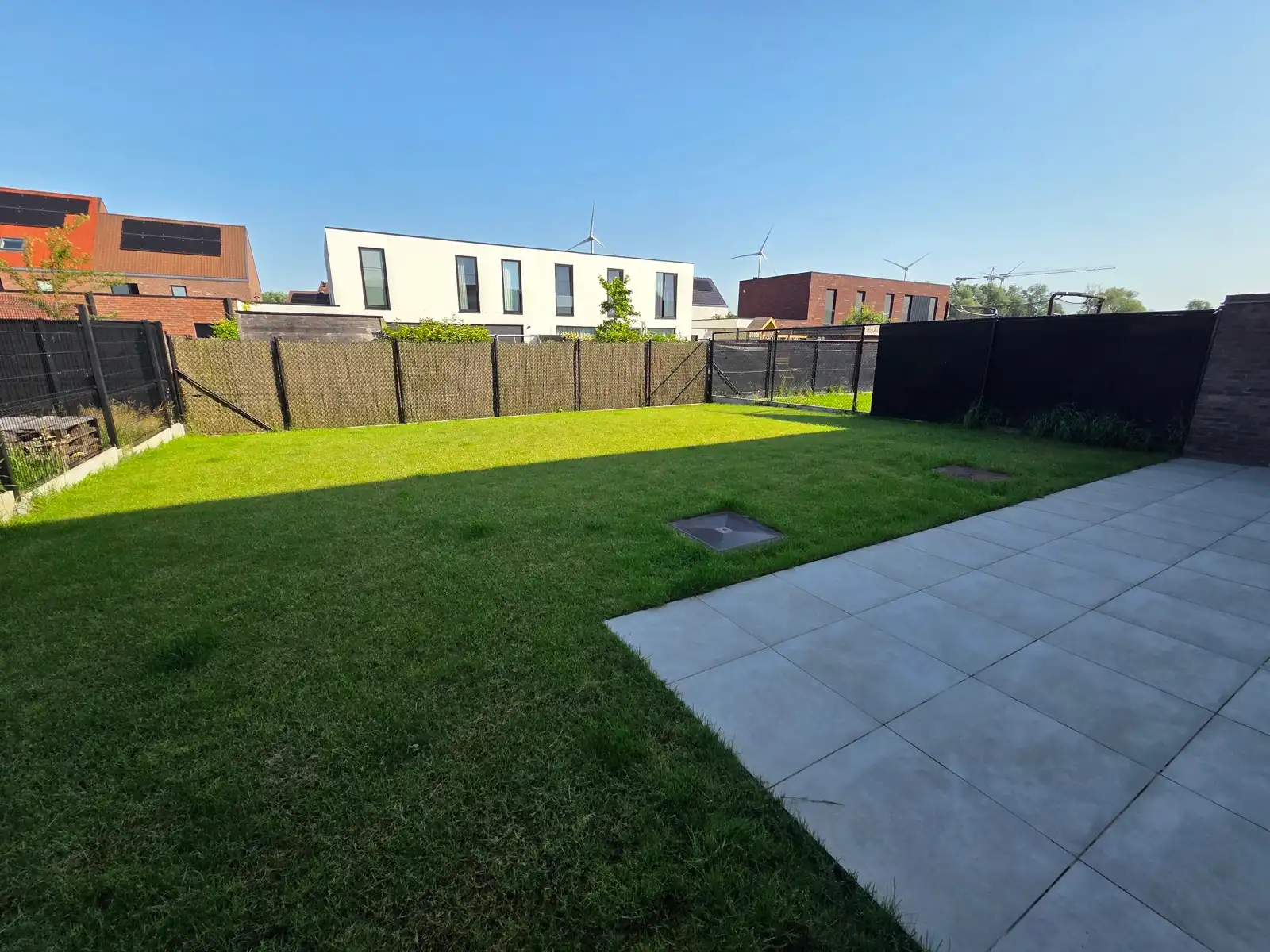 Instapklare recente woning met mooie tuin!!! foto 28