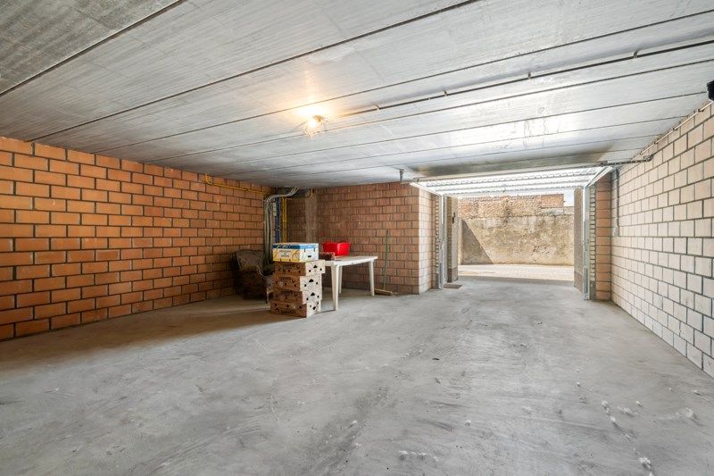 Gelijkvloers appartement met 2 slaapkamers, zonnig terras en een zeer ruime garage! foto 15