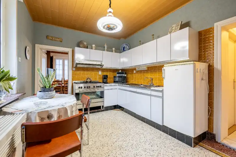 Landelijk gelegen eigendom op 3.070 m² met bijgebouw en weide foto 10