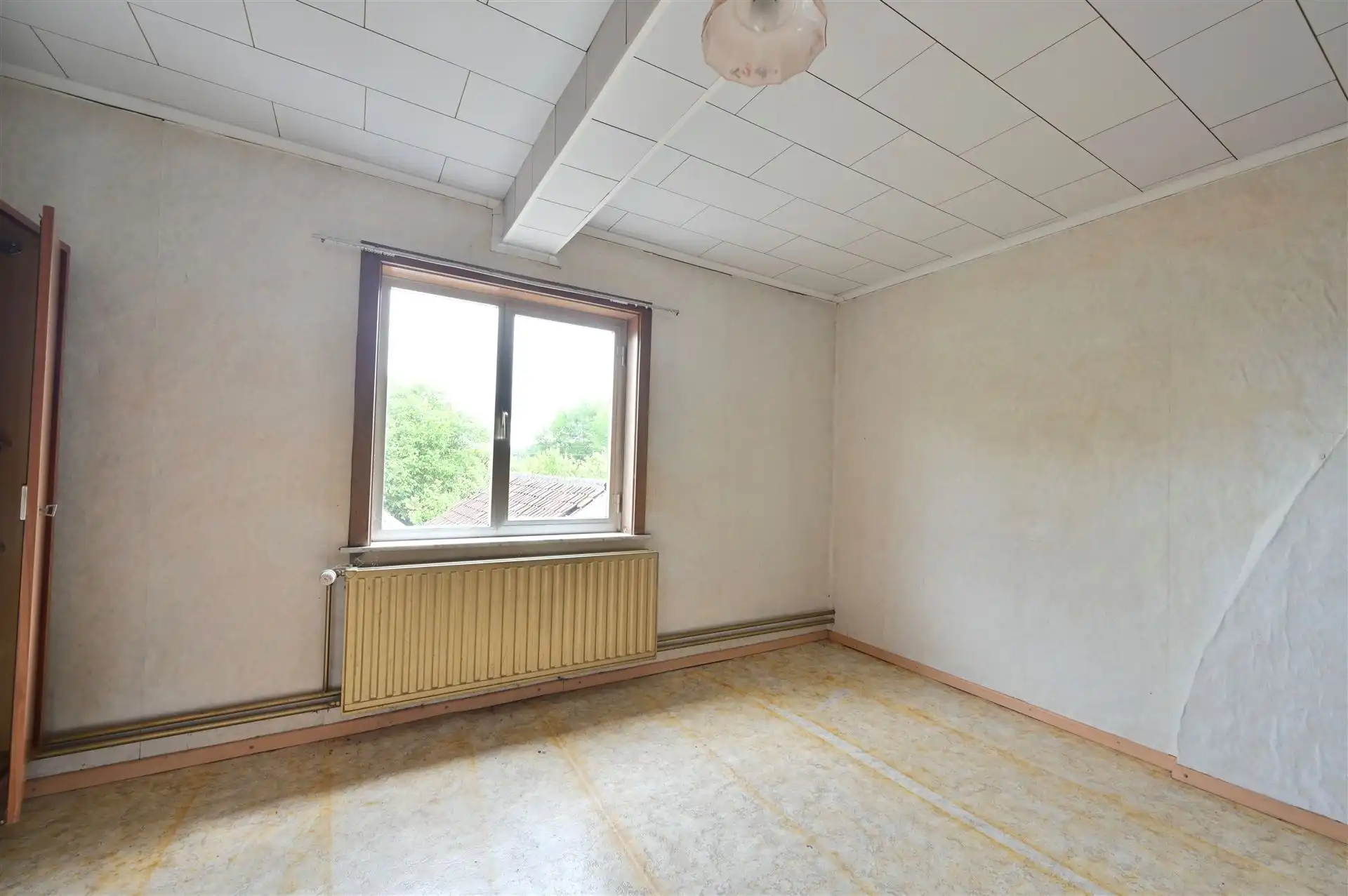 Te renoveren hoeve op rustige locatie foto 15