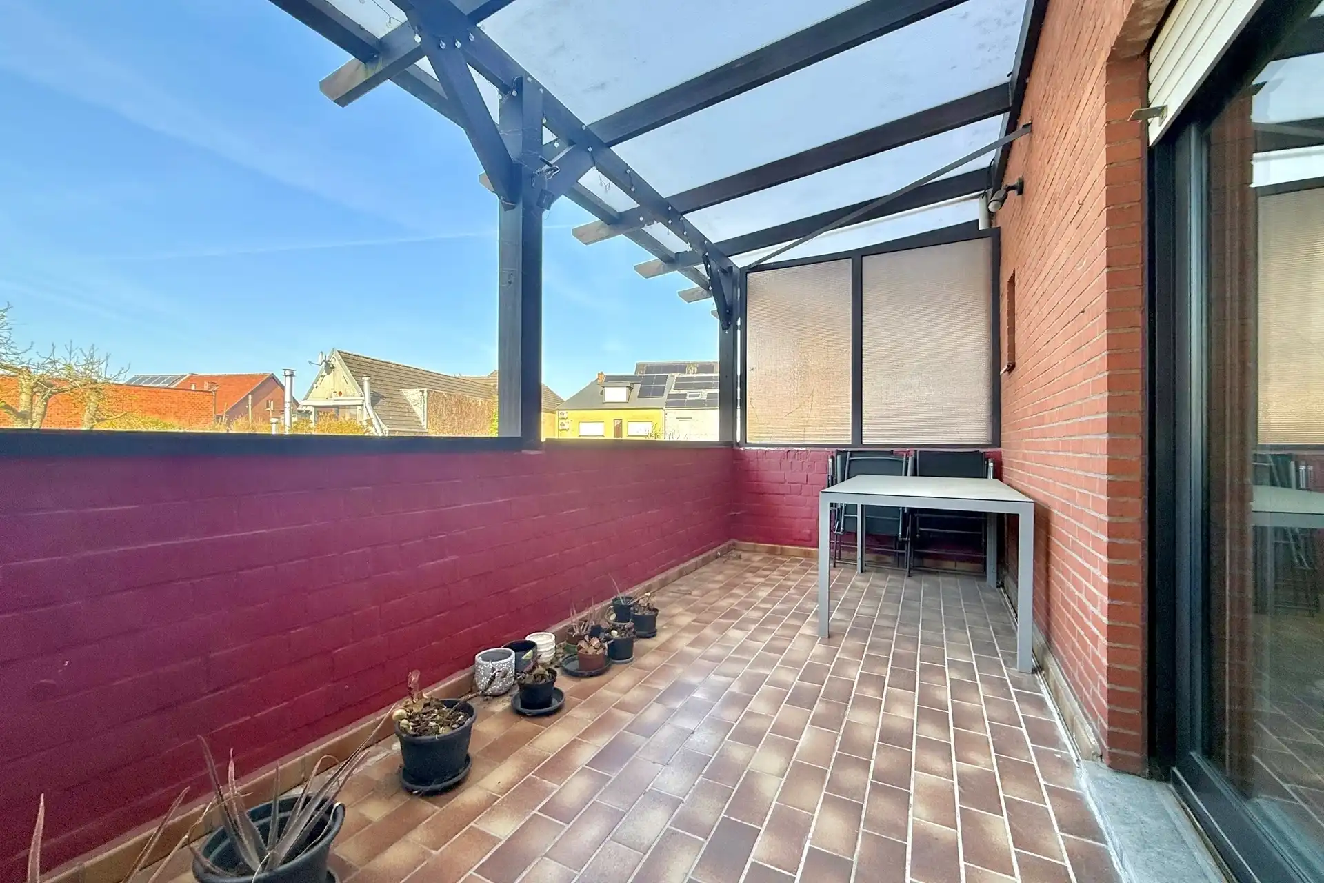 Bel-etagewoning met 3 slpks, tuin en terras. foto 9