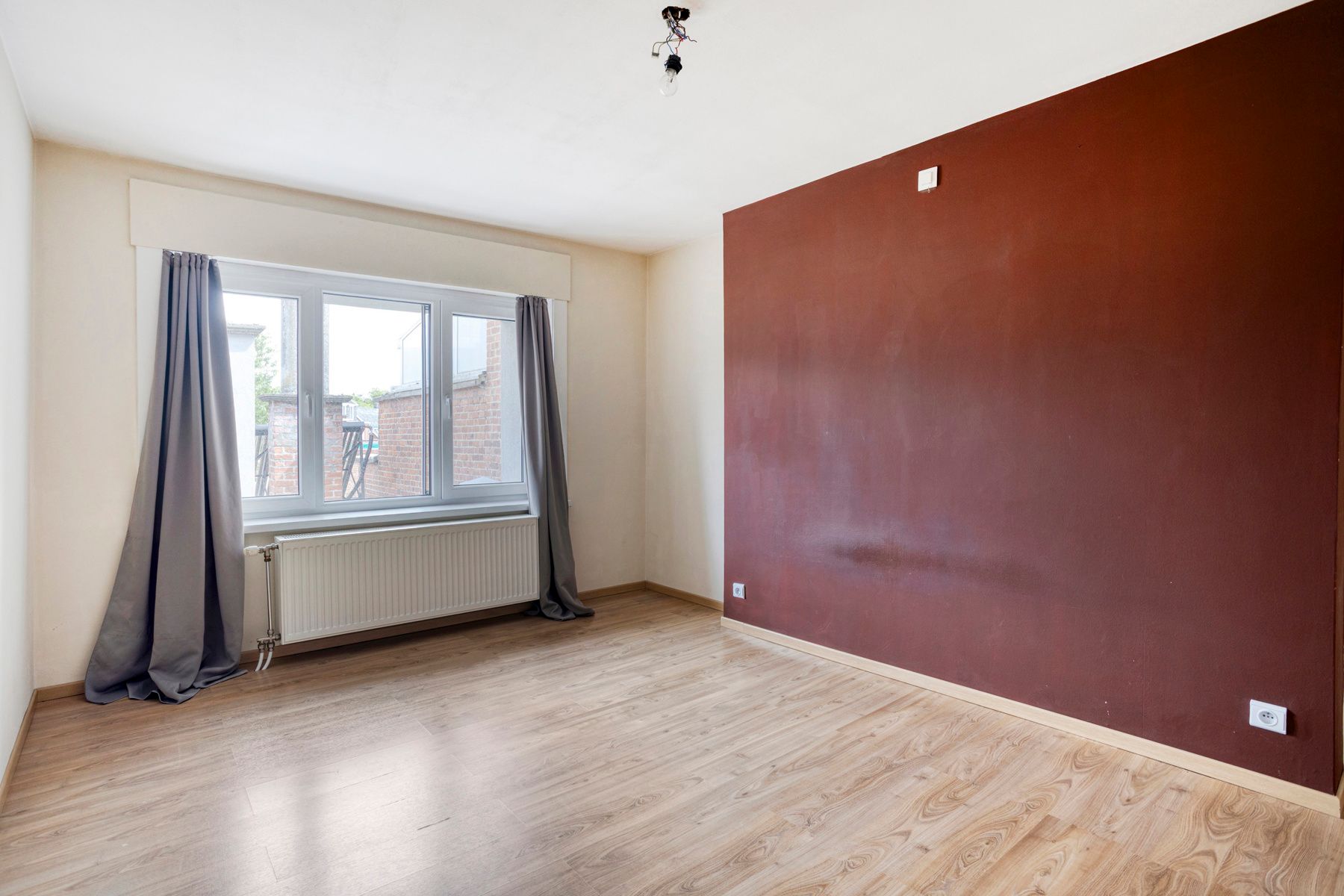 Instapklare woning met tuin en garage ! foto 17