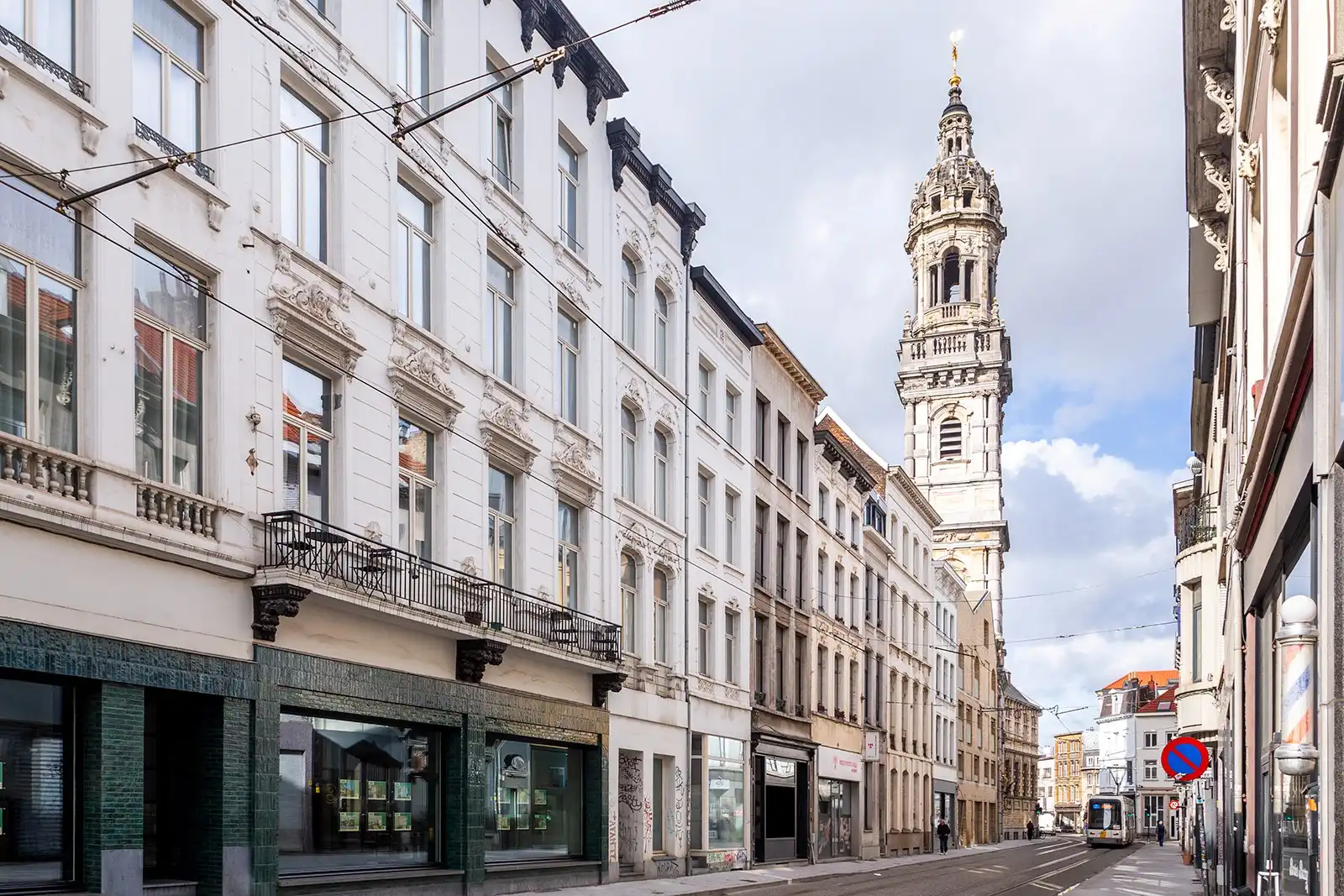 Uniek huis gelegen in het historische hart van Antwerpen foto 2