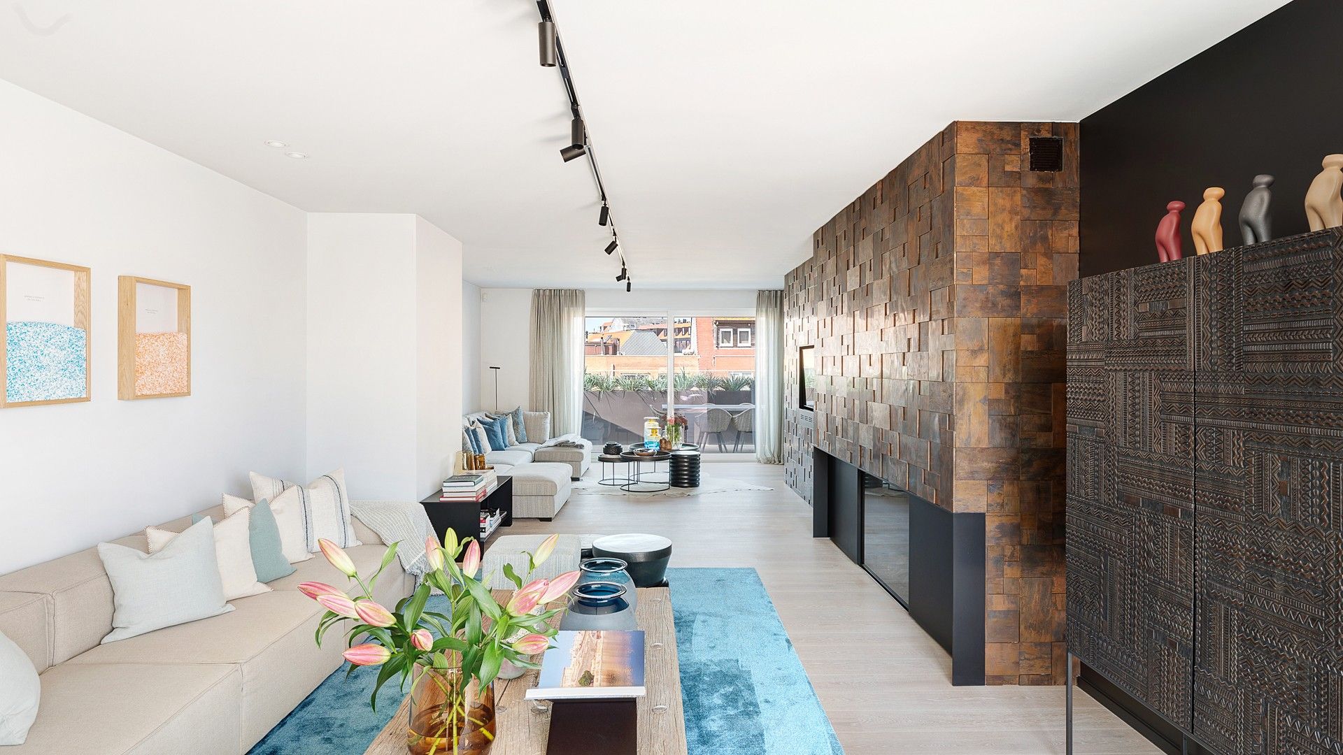 Exclusieve penthouse met zonneterrassen in hartje Knokke foto {{pictureIndex}}