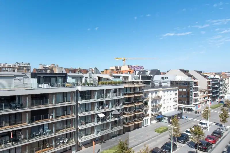 Instapklaar recent luxueus duplex-appartement met 2 terrassen in residentie Lectus IX. foto 37
