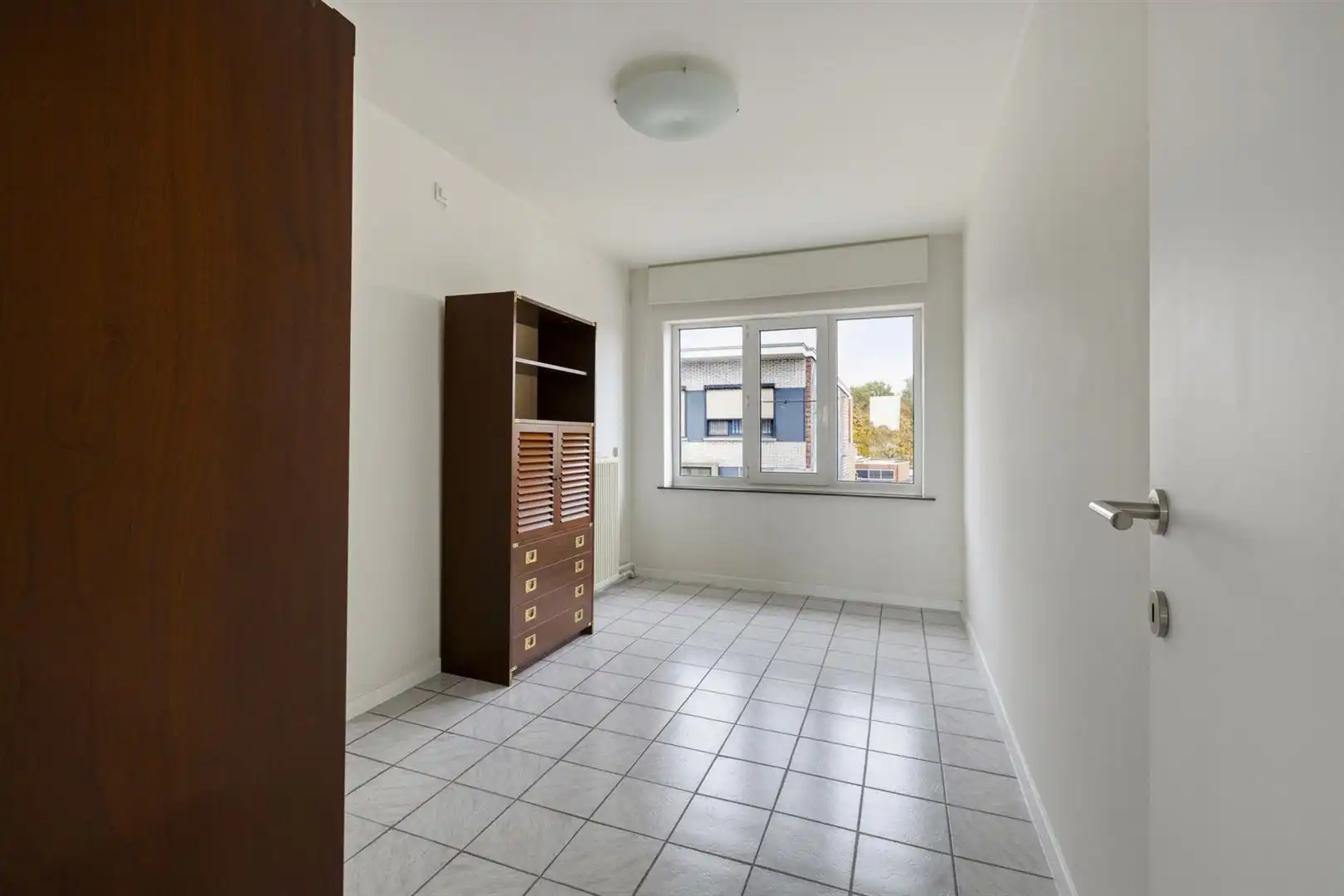 TE KOOP: Duplex-appartement (3slpks) met kantoorruimte of handelsruimte op topligging in Genk! foto 11