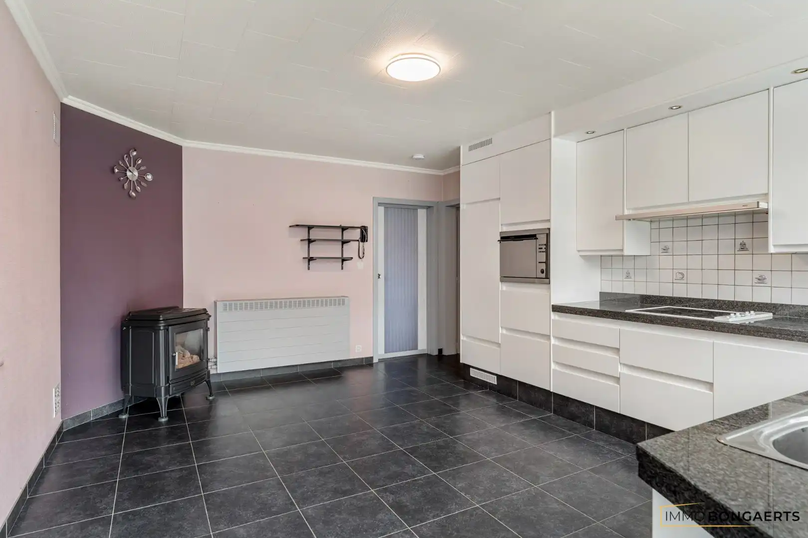 Instapklare gelijkvloerse bungalow met 3 slaapkamers foto 9
