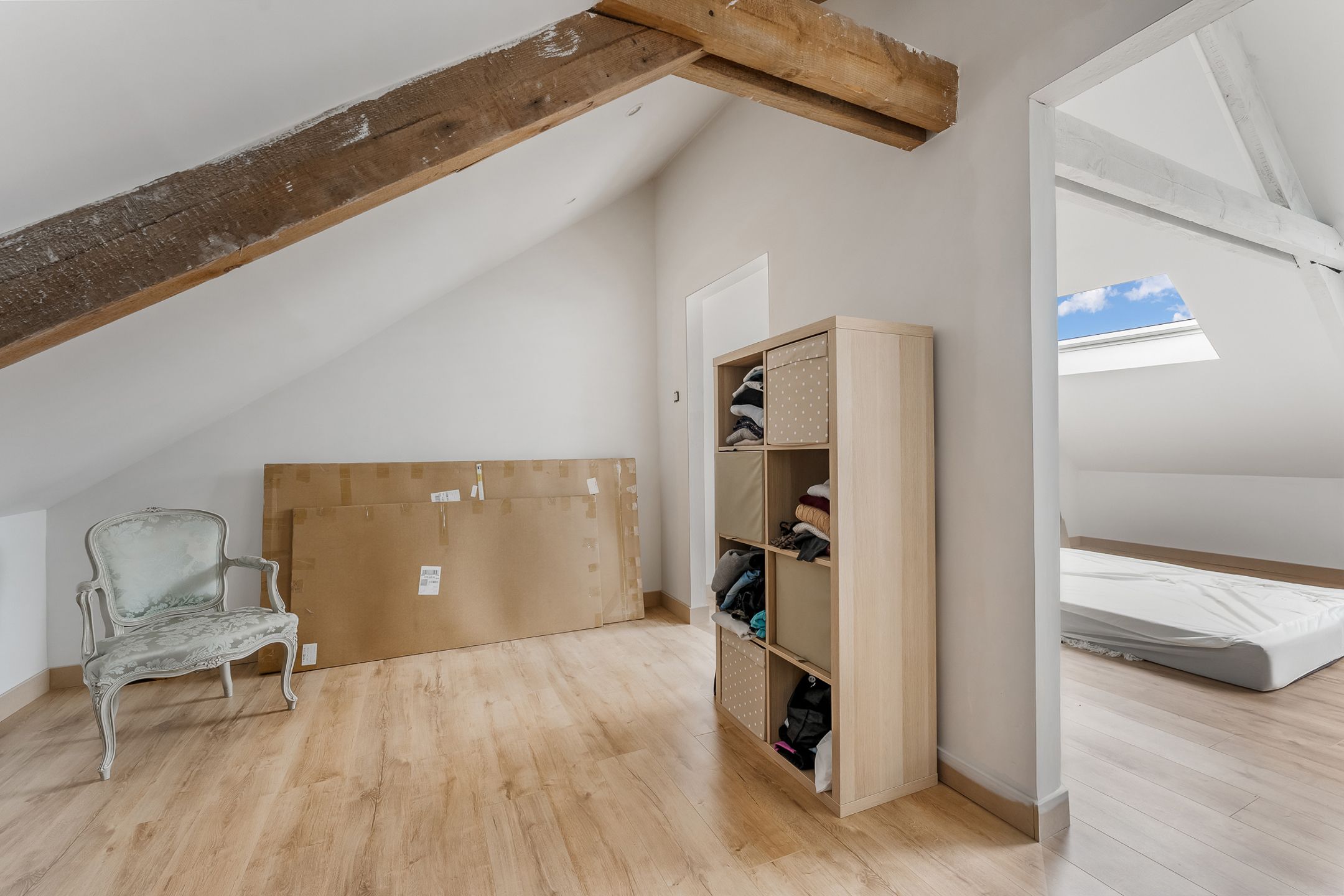 Instapklare woning met werkplaats te Vroenhoven foto 16
