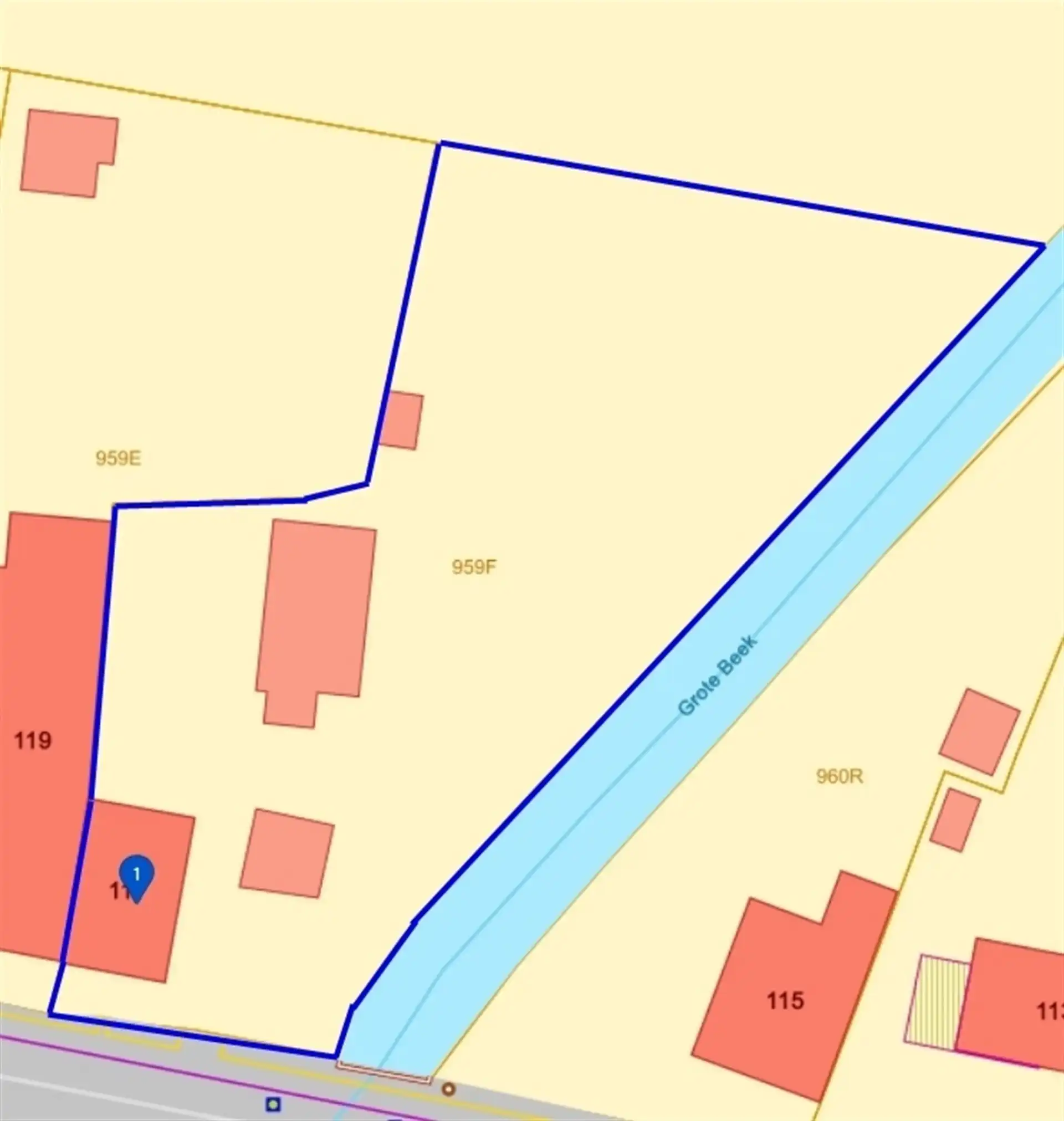 Te renoveren woning met schuur op prachtig perceel van 2.120m² foto 2