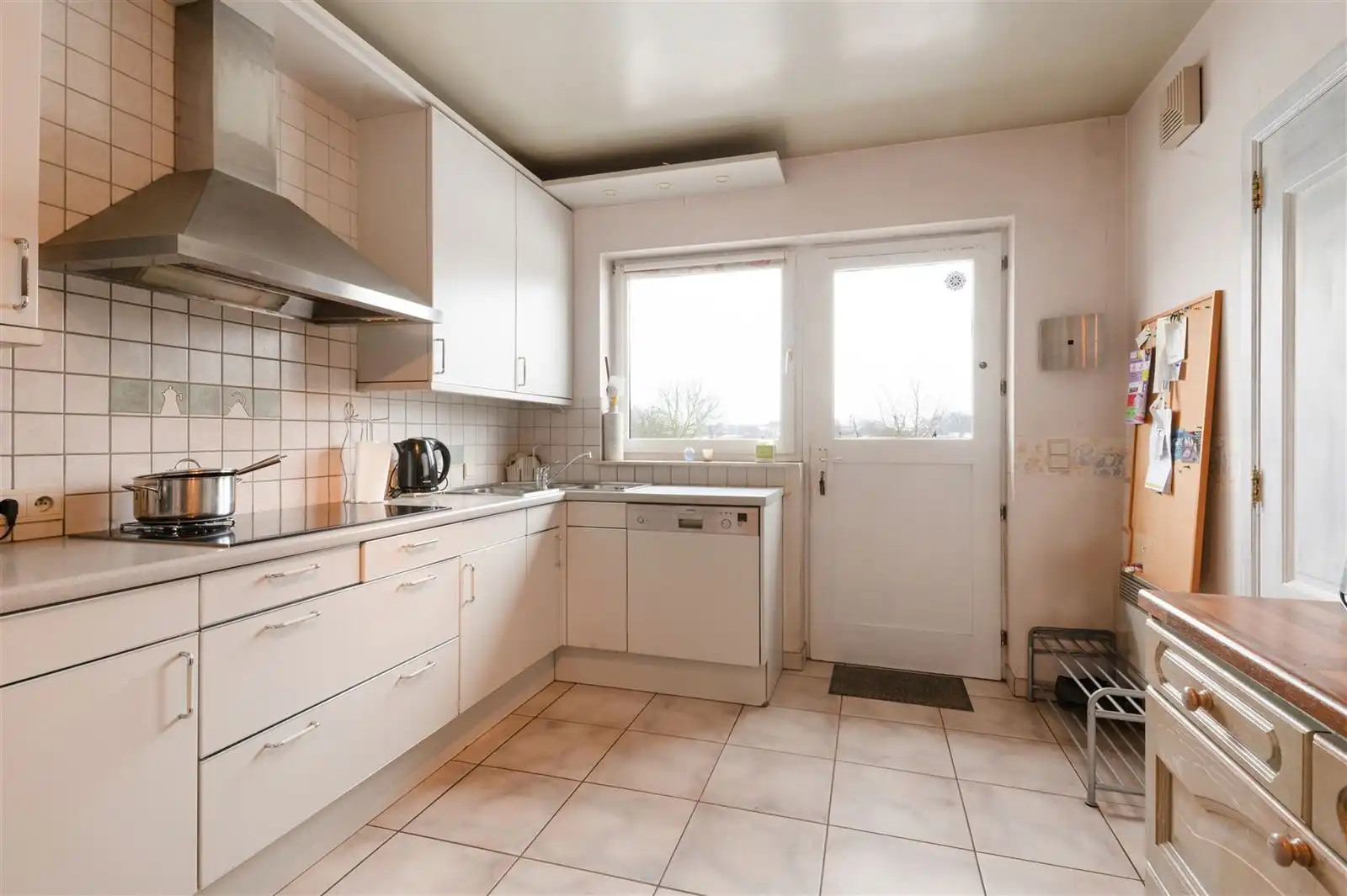 Landelijk gelegen gezinswoning met tuin op 12are30 foto 9