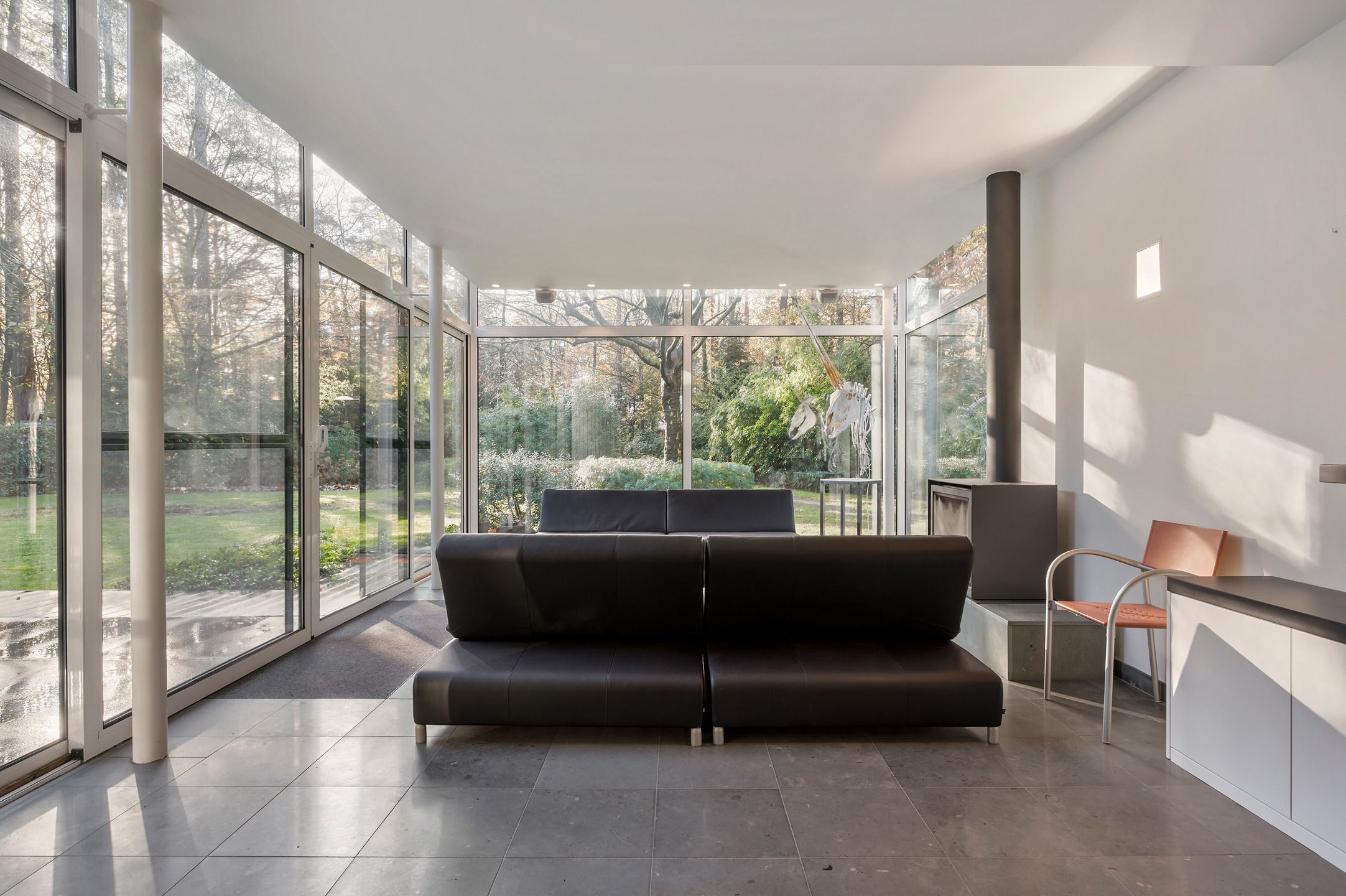 Ruime architecturale villa met 5 slaapkamers  foto 18