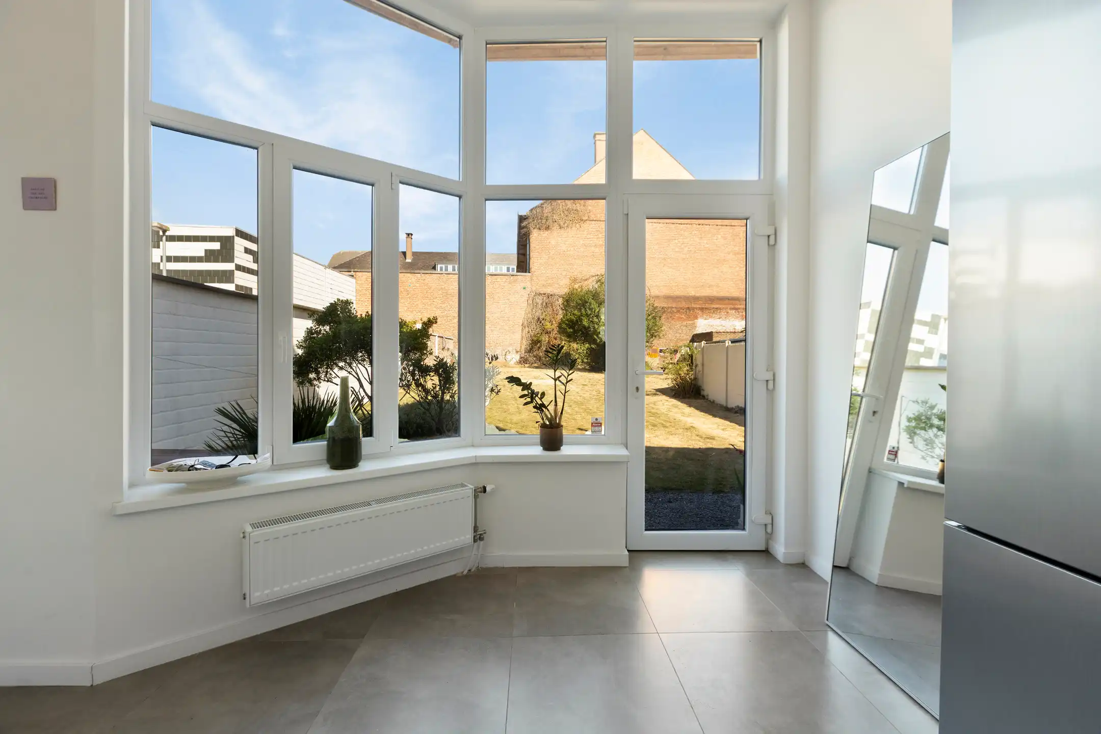 Gerenoveerd appartement met 2 slaapkamers & tuin te Tienen foto 10