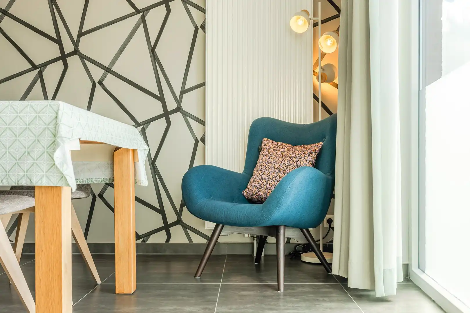 Instapklaar en modern appartement met garage foto 4