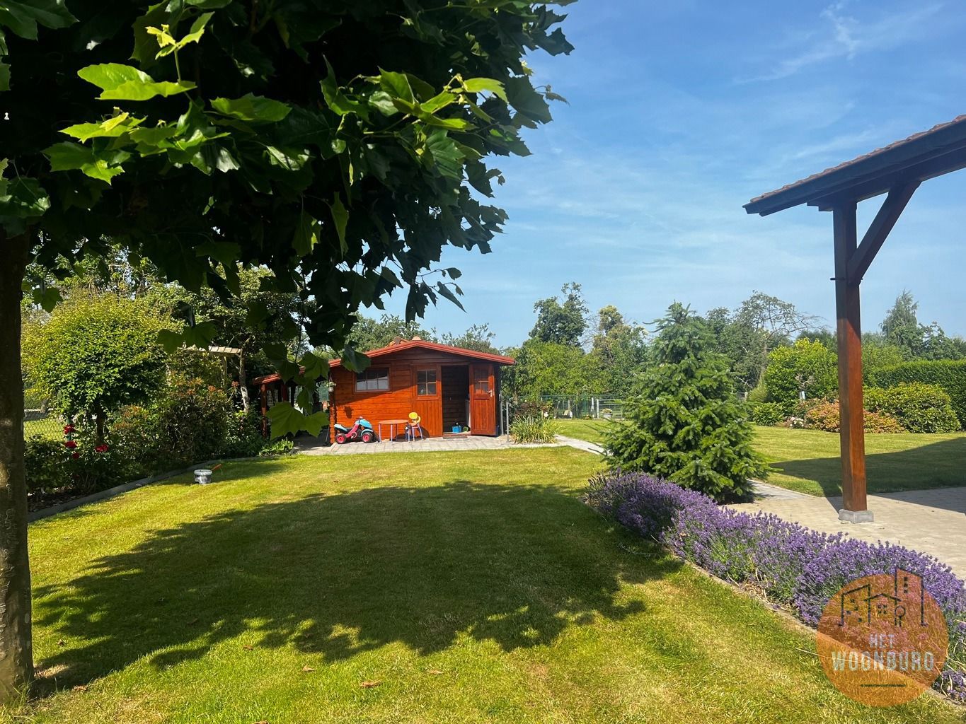 Villa open bebouwing met tuin, weiden en aanhorigheden foto 26