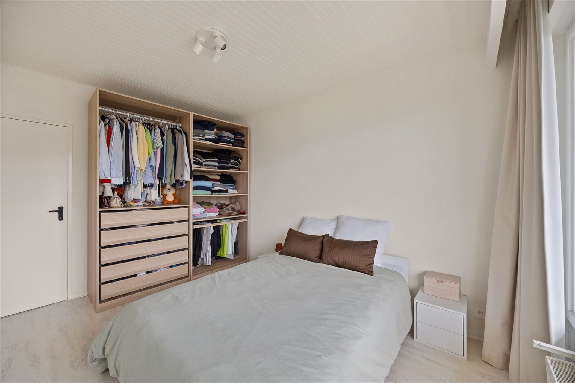 Lichtrijk Appartement met Panoramisch Uitzicht op Antwerpen foto 9