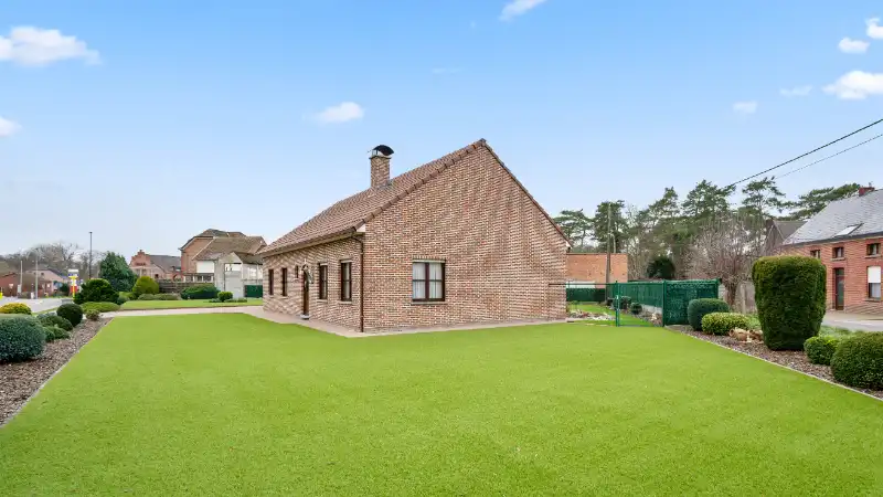 Landhuis van 278m² op 12 are nabij het centrum foto 5