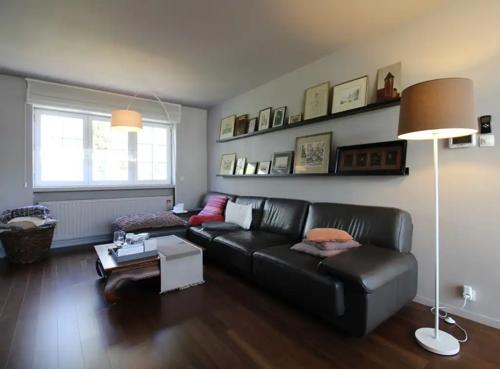 Prachtige instapklare woning gelegen in de wijk Bloemendaal  foto 4