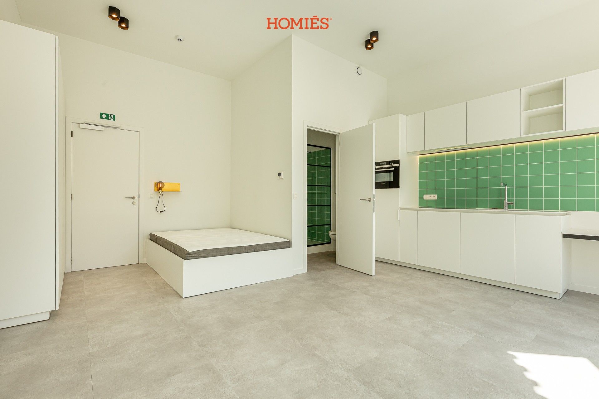 Gerenoveerde studio op toplocatie foto {{pictureIndex}}