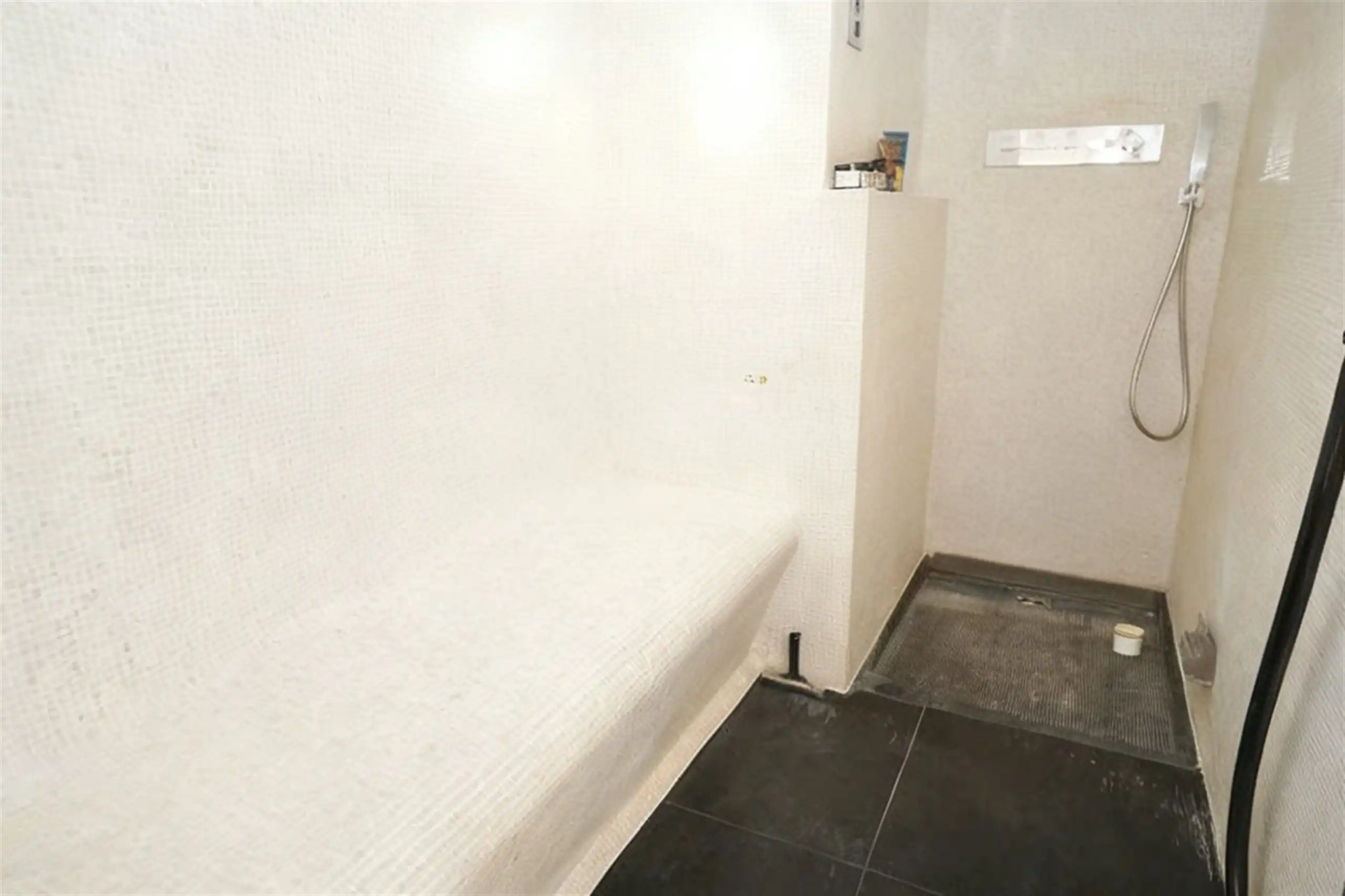  Luxepenthouse met Zwembadtoegang & 2 Slaapkamers + bureel foto 19