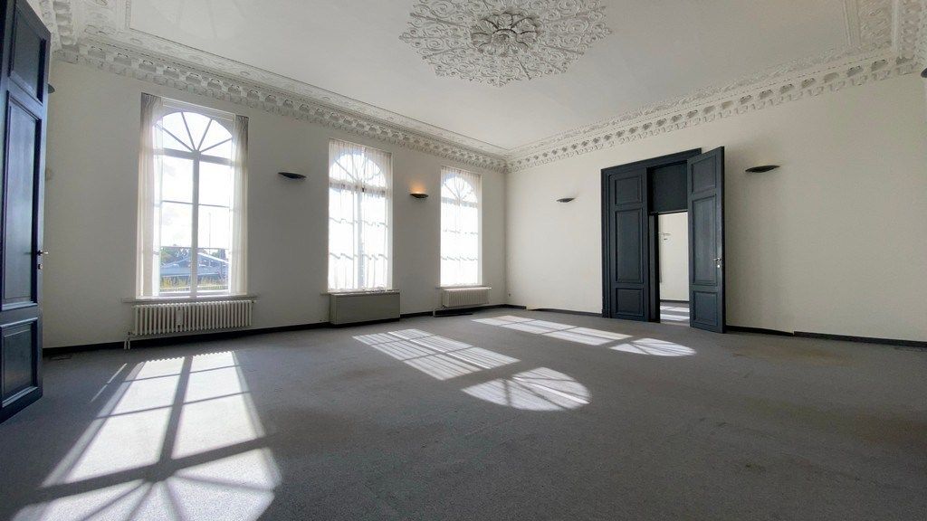 Kantoren te huur in voormalige directeurswoning in Gent foto 3