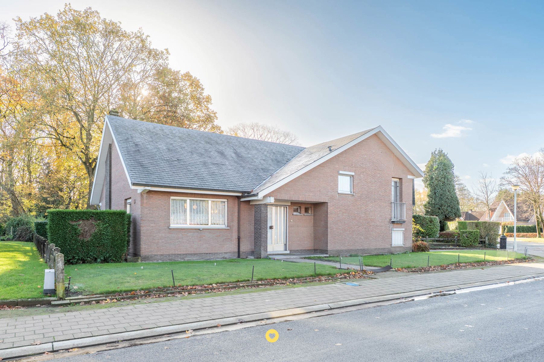 Seventies villa met potentieel in de gegeerde Lindenboswijk foto 17