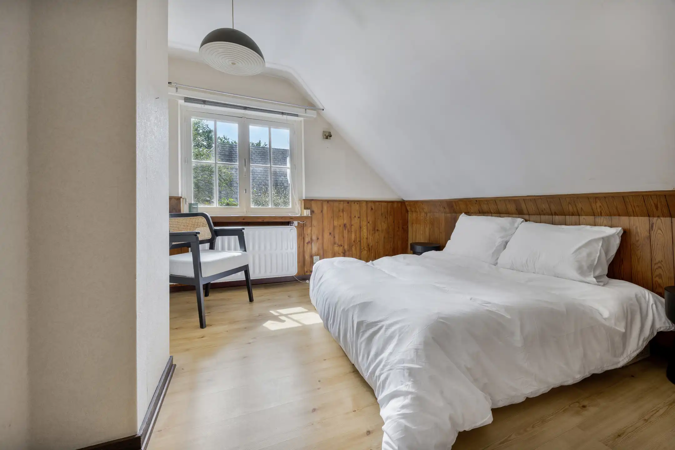  Te renoveren landhuis in groene wijk Hertebos foto 30
