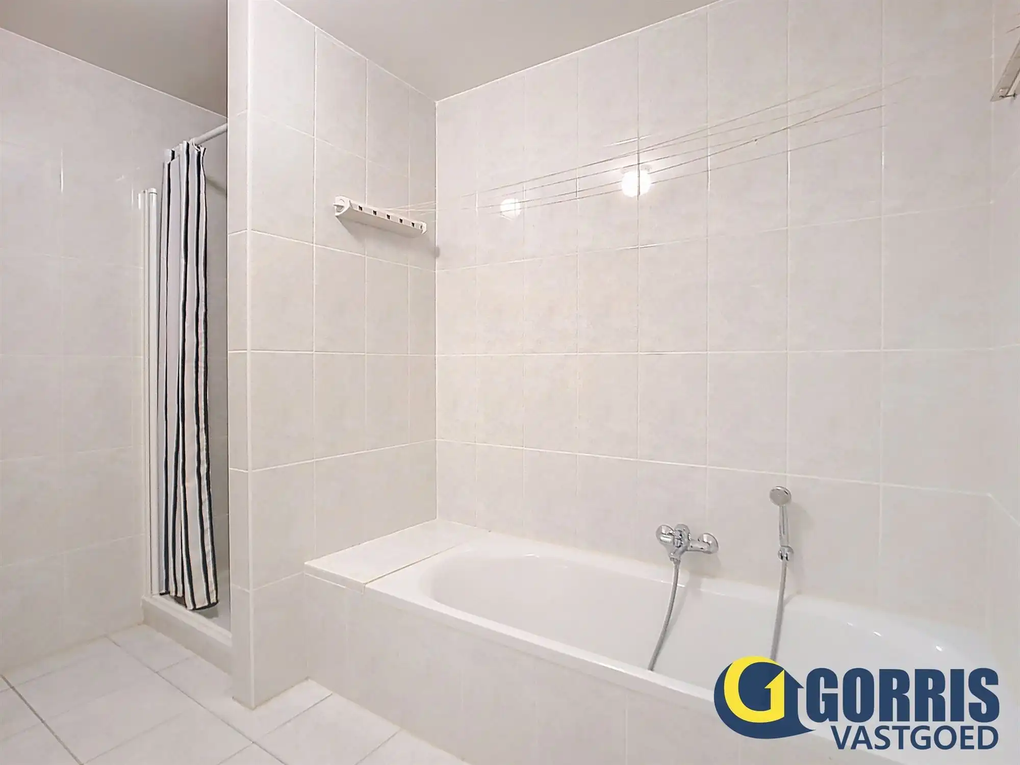 Ruim en lichtrijk appartement met 2 slaapkamers in Heist-op-den-Berg foto 4