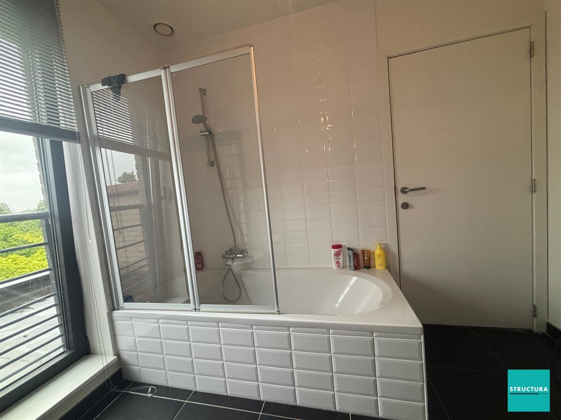 BEZOEKEN VOLZET! Luxe duplex met 3 kamers en 2 terrassen in het hart van Regelem! foto 20